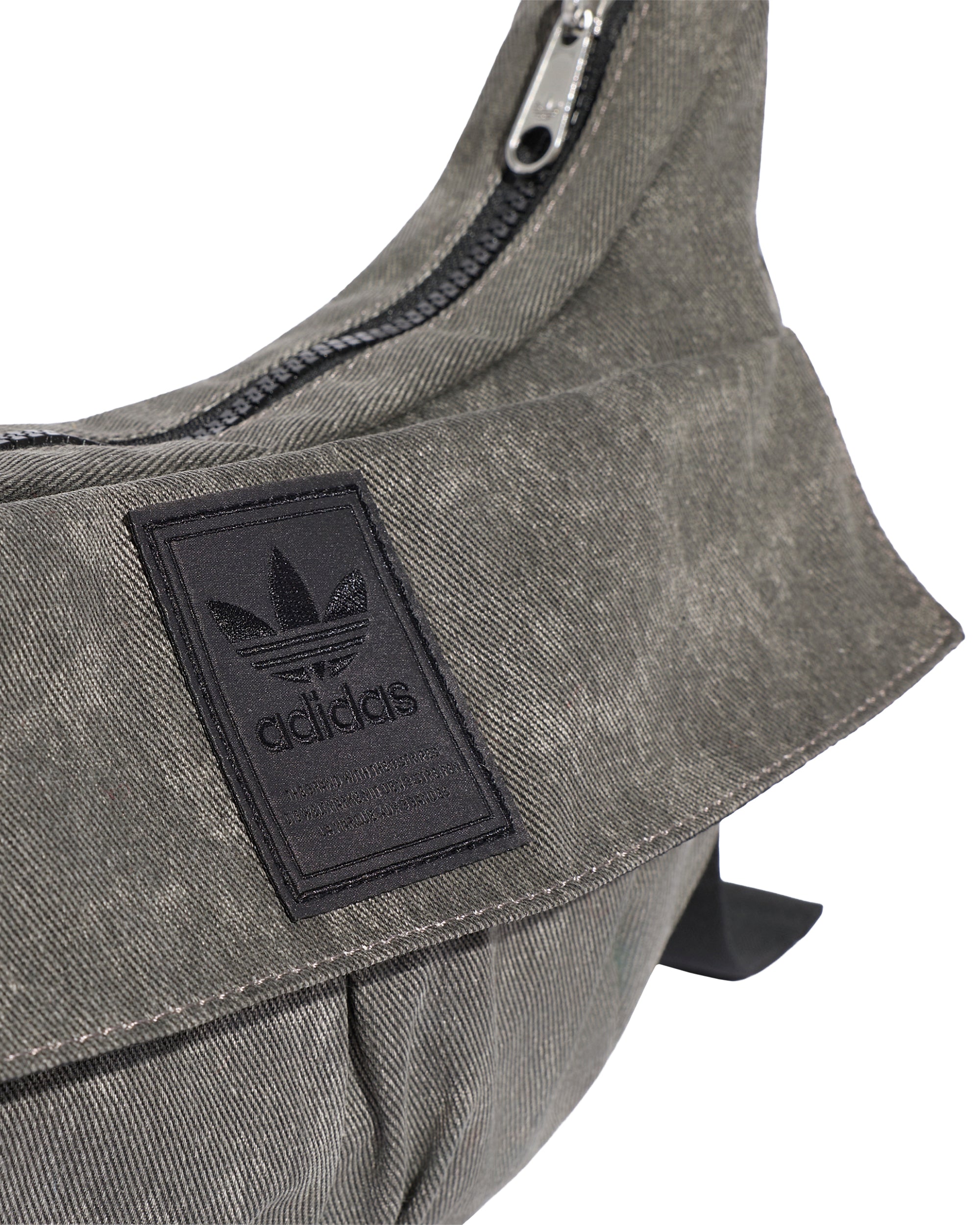 Handbags adidas Originals Moon Unisex Shoulder Bag - KR3940