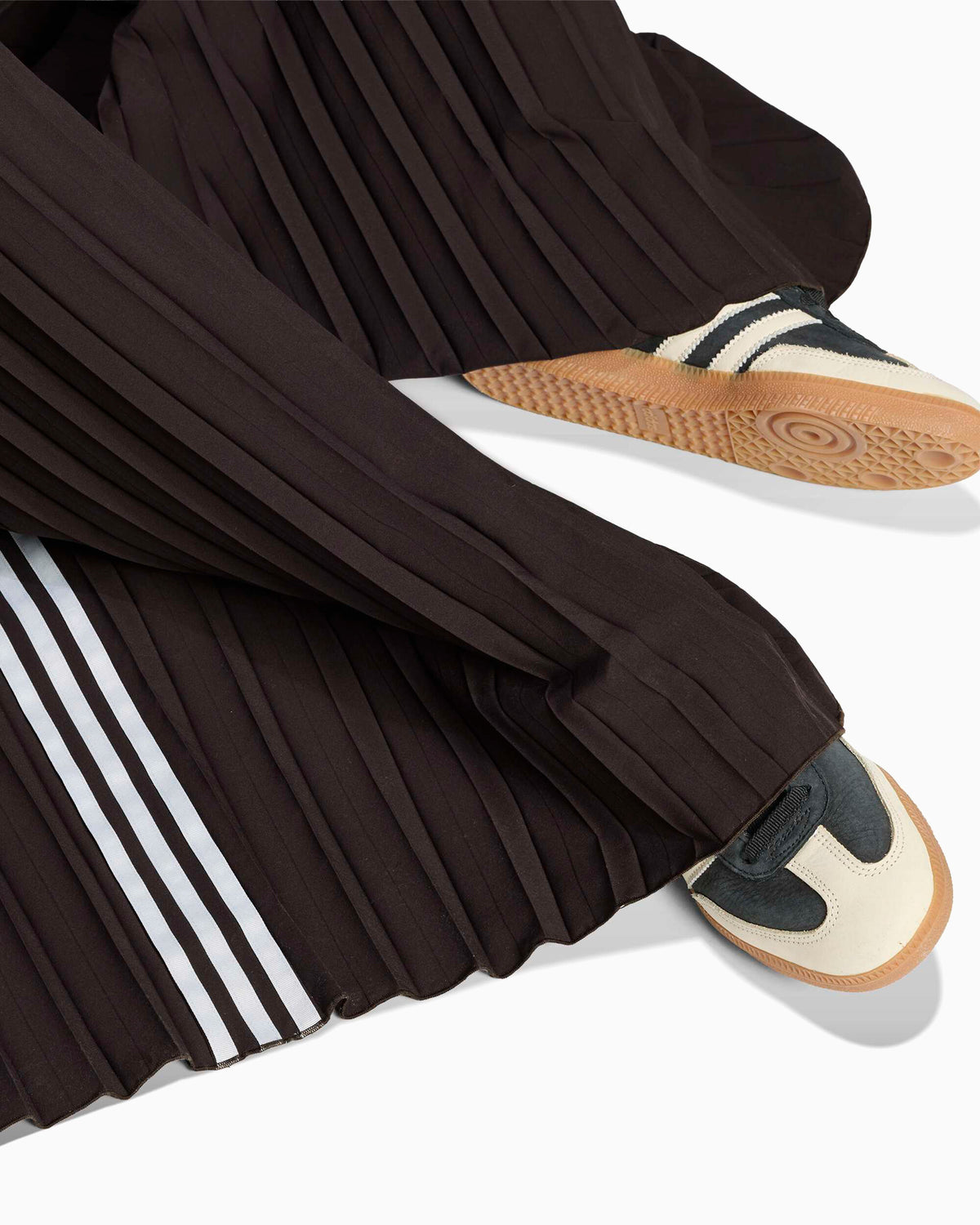 Pants adidas Originals Pleated Relaxed Women's Sweatpants - LG3943