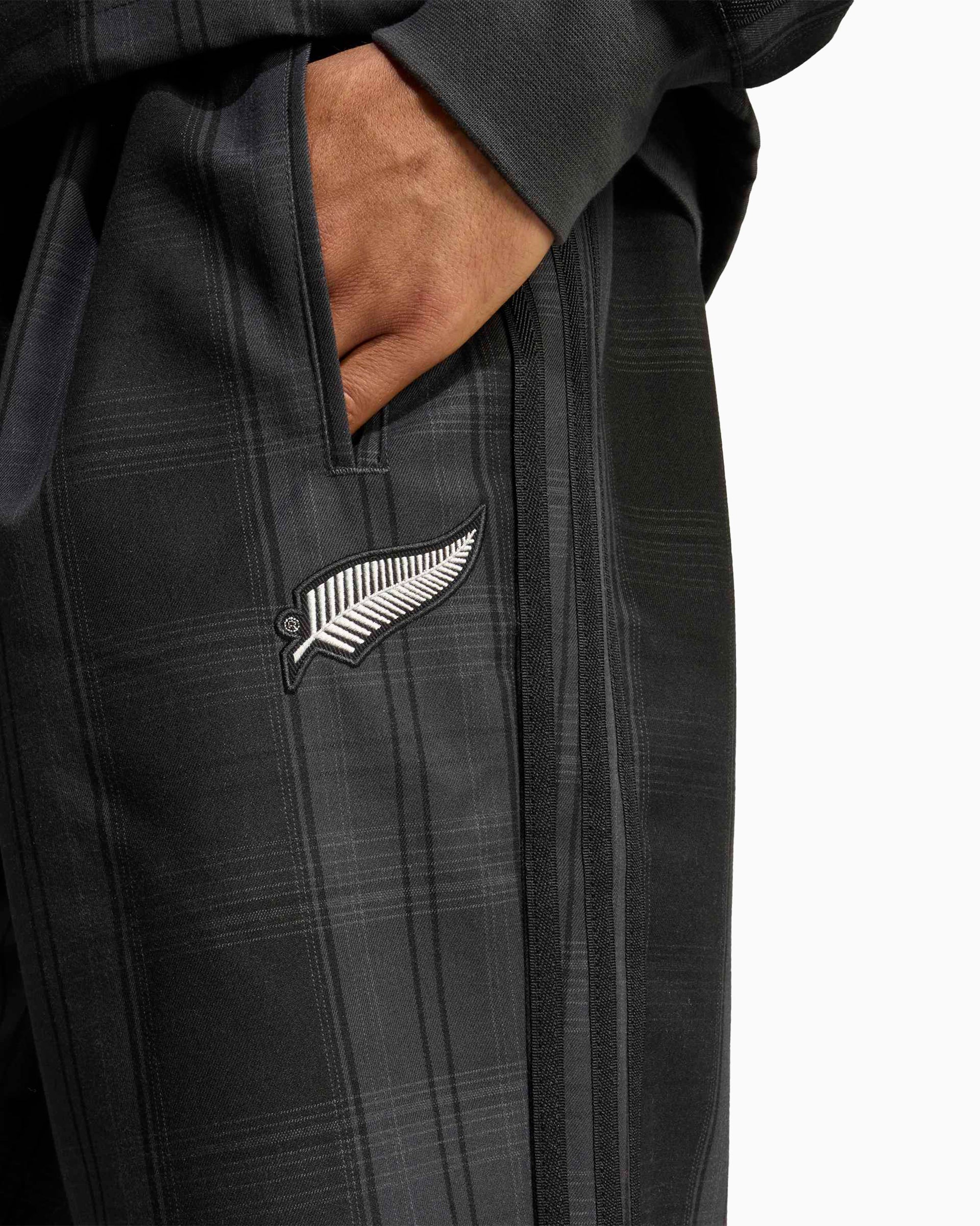 Pants adidas Originals x All Blacks Firebird Plaid Relaxed Men's Track Pants - KG4637
