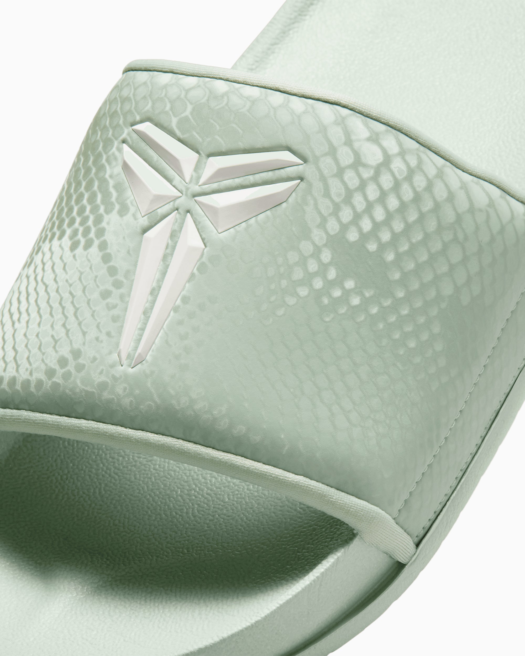 Sandals Nike x Kobe Bryant Offcourt Slide - IF2870-005
