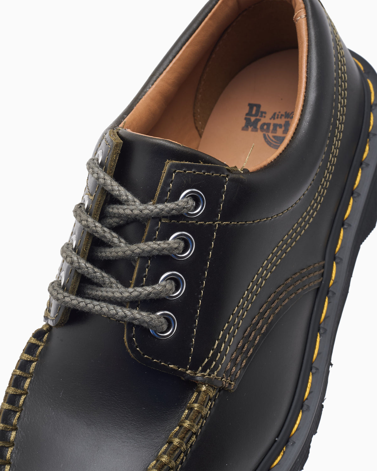 Shoes Dr. Martens Lowell Moc Mayhem Unisex Shoes - 43321300