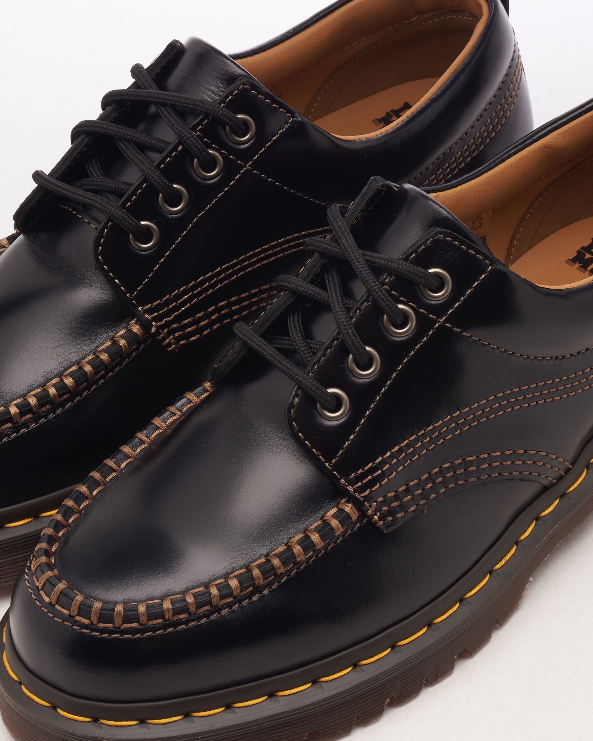 極美品 dr.martens LOWELL Dr. Martens Lowell Moc Schoenen Unisex