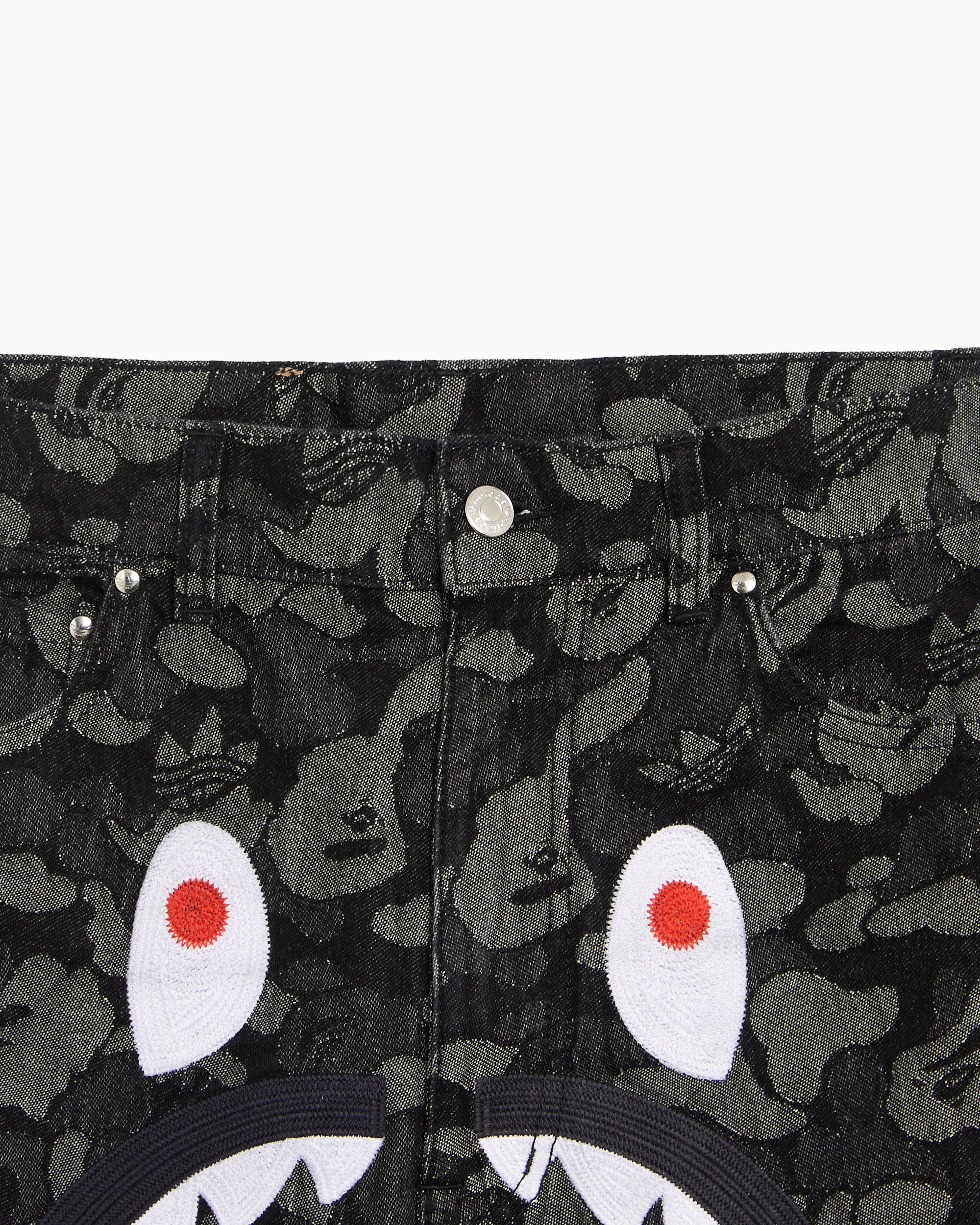 shorts-adidas-originals-x-bape