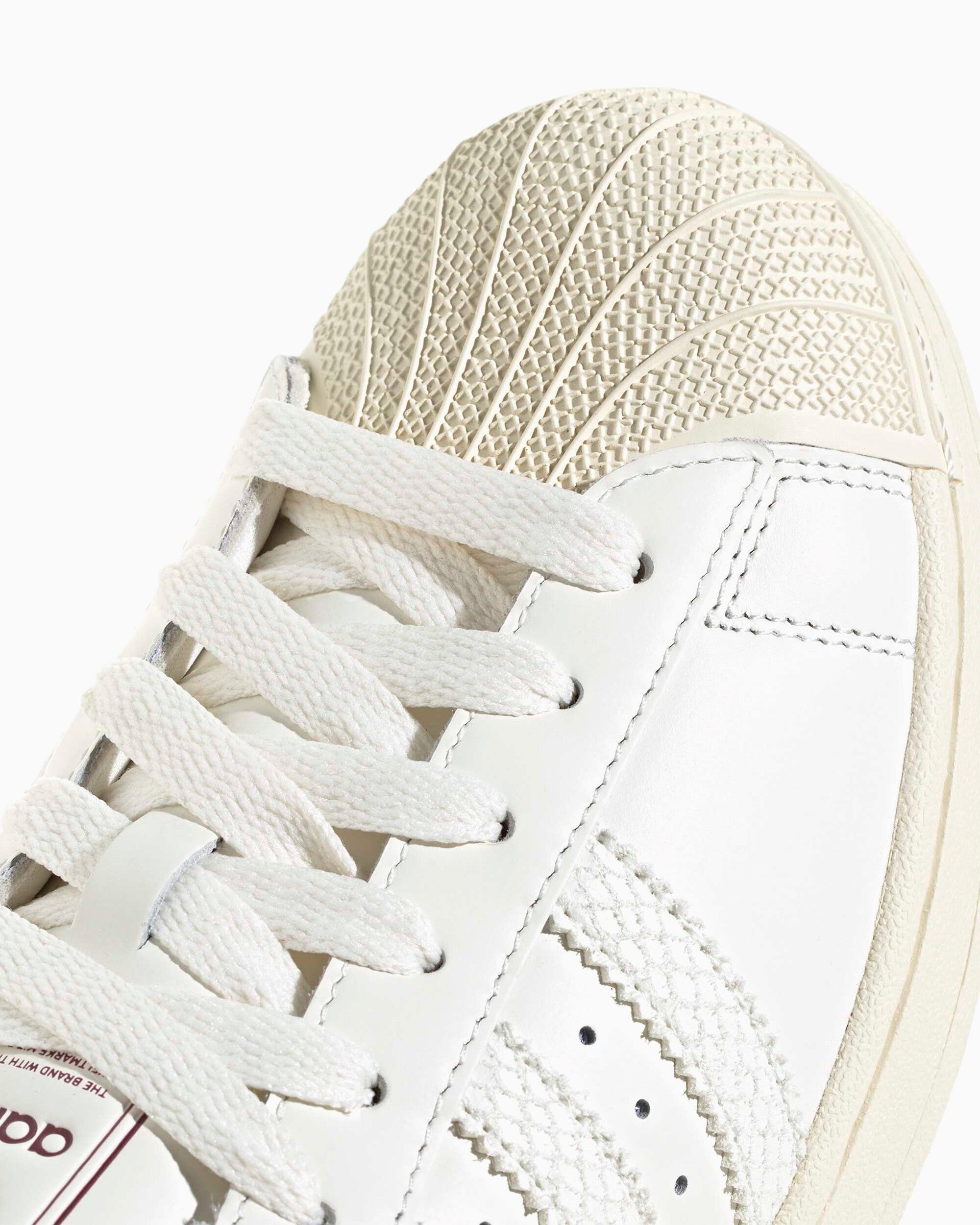Sneakers adidas Originals Superstar II L"ondon" - LB5475