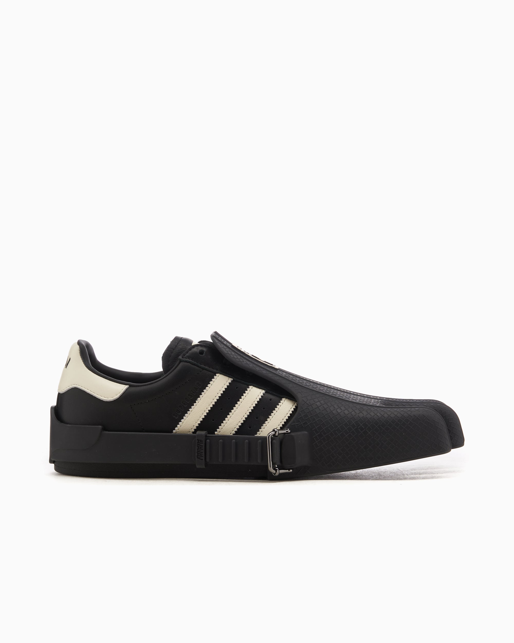 Sneakers adidas Originals x AVAVAV Women's Superfinger Superstar - JP7141