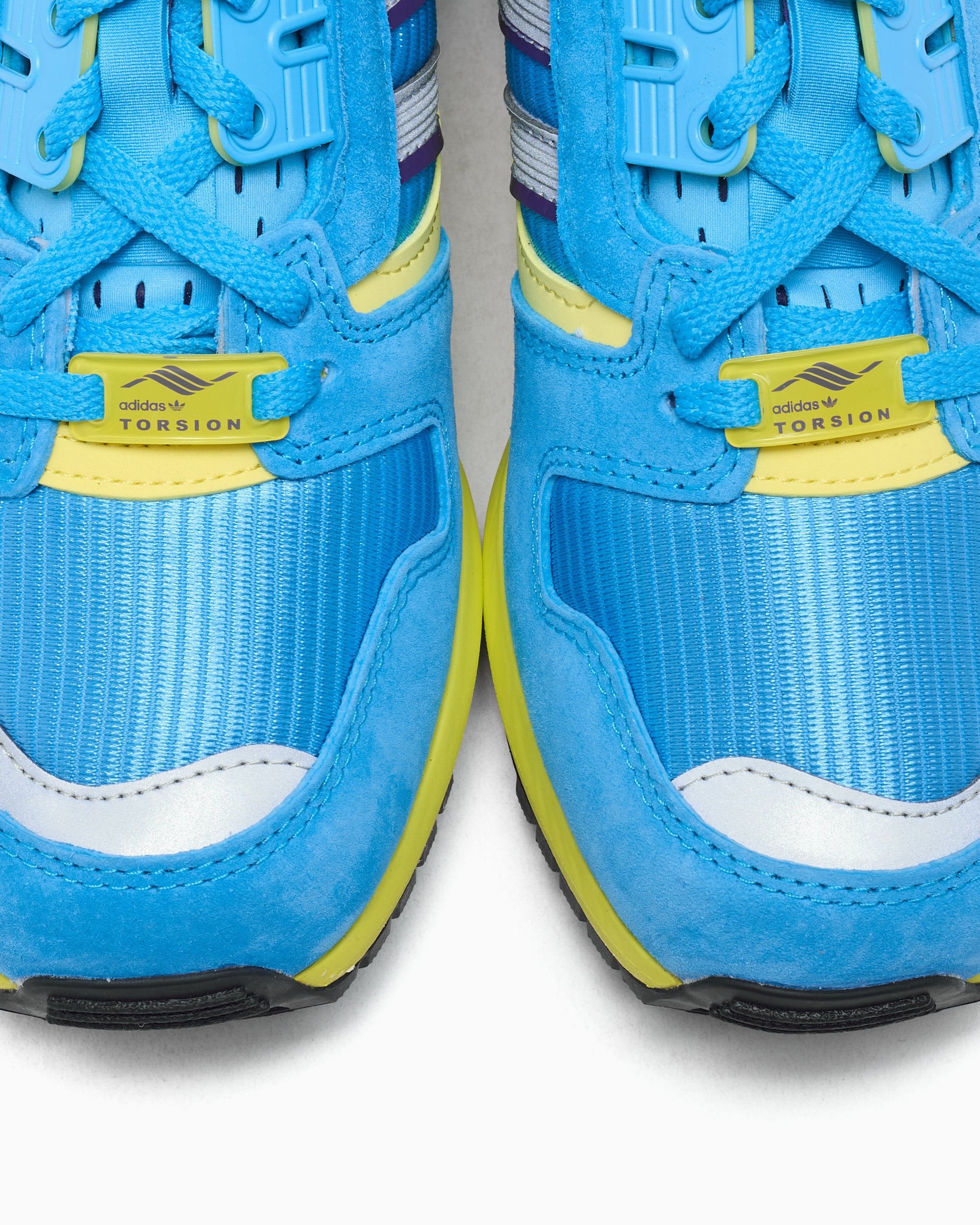 Neu Goods ▶︎ R adidas Originals ZX 8000 Consortium