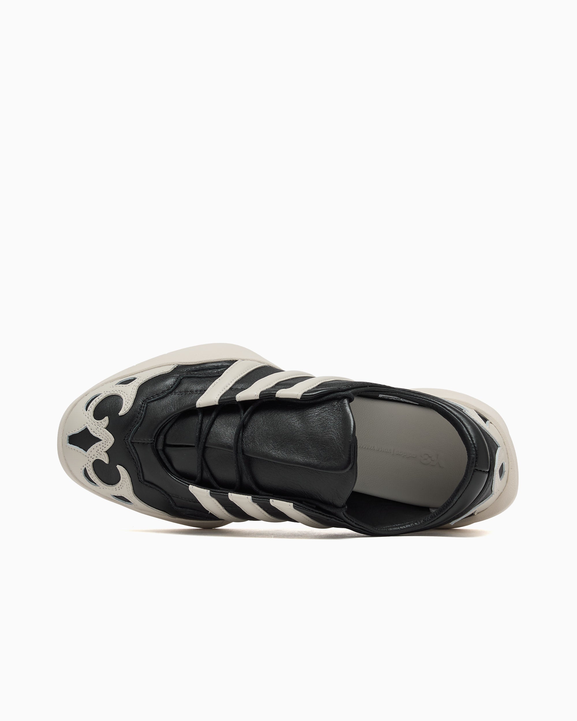 Sneakers adidas Y-3 Regu 2002 - JR3600