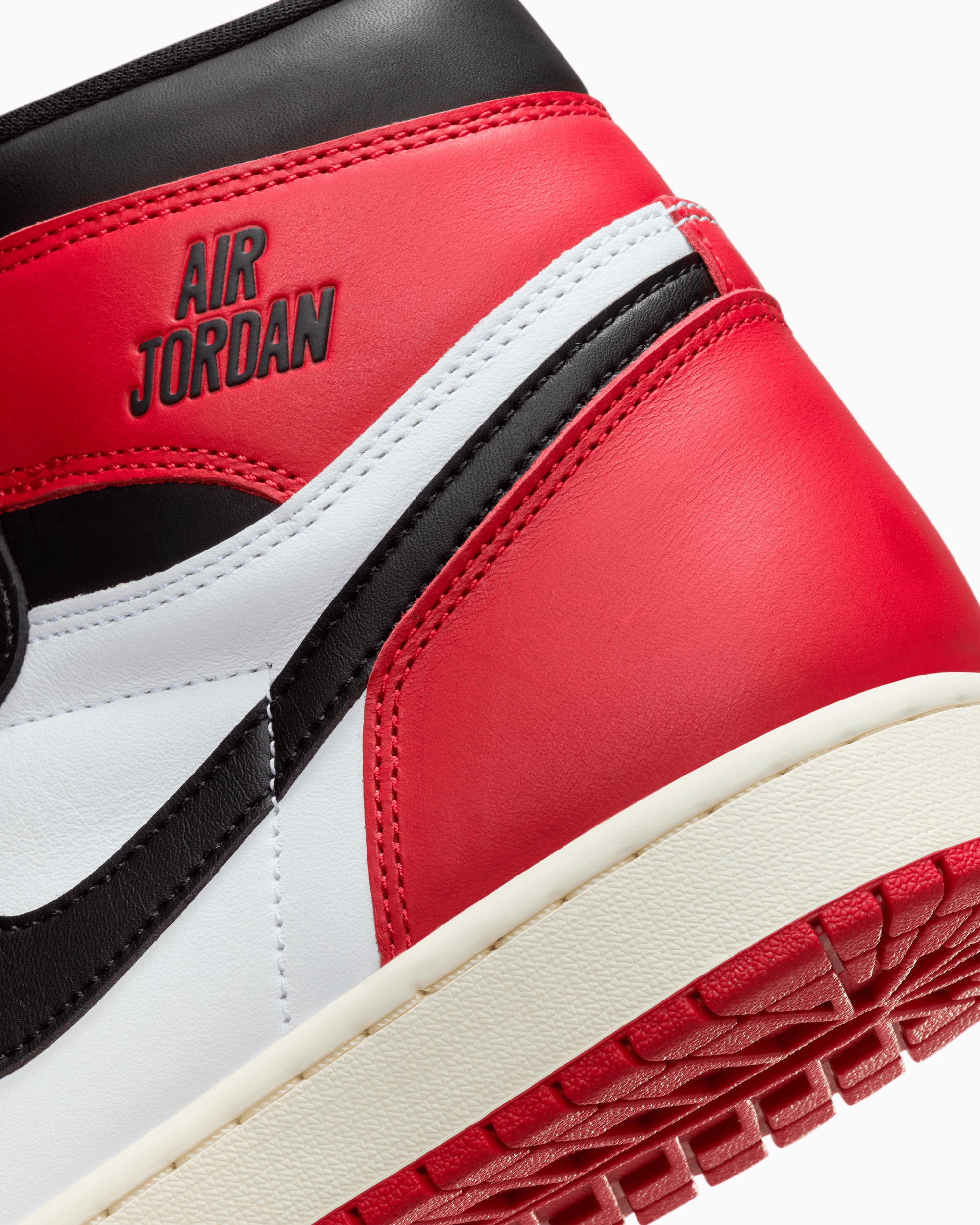 シューズ(男性用) NikeAirJordan 1 Retro High OG Black Toe Air Jordan 1 Retro High OG 