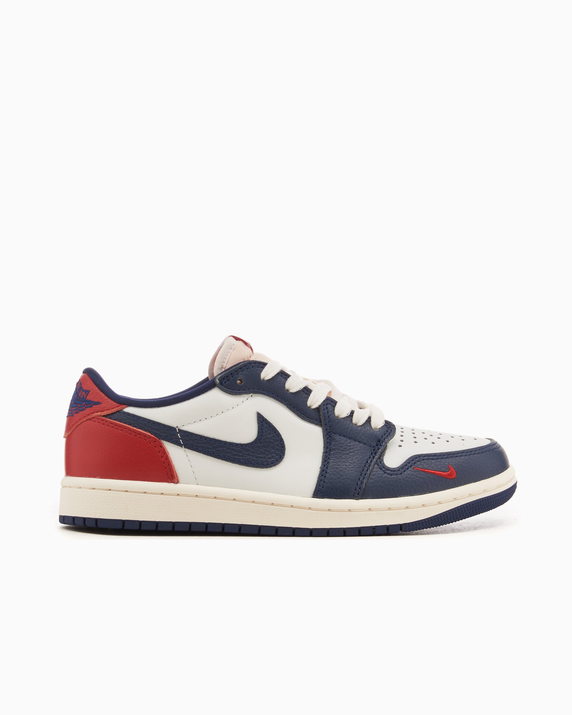 Sneakers Air Jordan 1 Retro Low OG "Howard University" - HQ2993-100