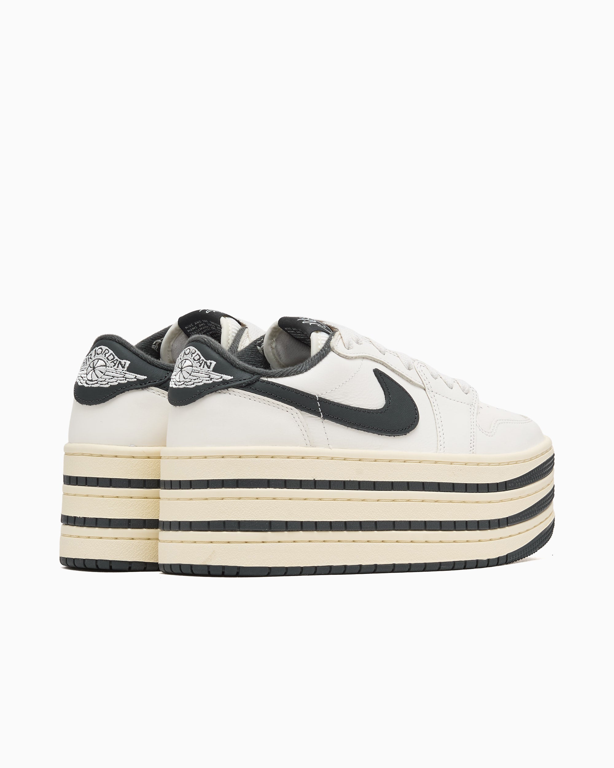 Sneakers Air Jordan 1 Women's Triple Stack - HV8288-100