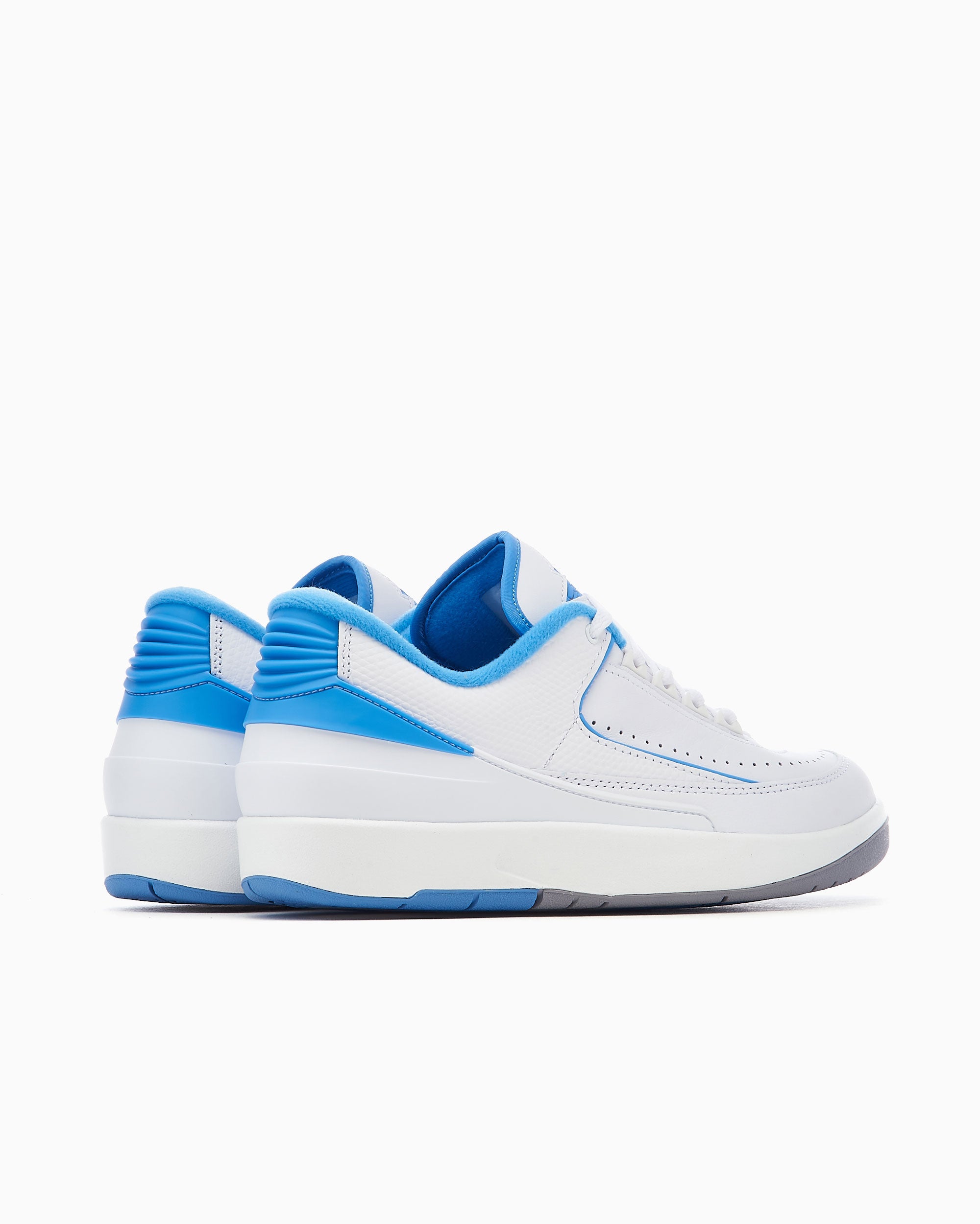 Sneakers Air Jordan 2 Retro Low "UNC University Blue" - DV9956-104