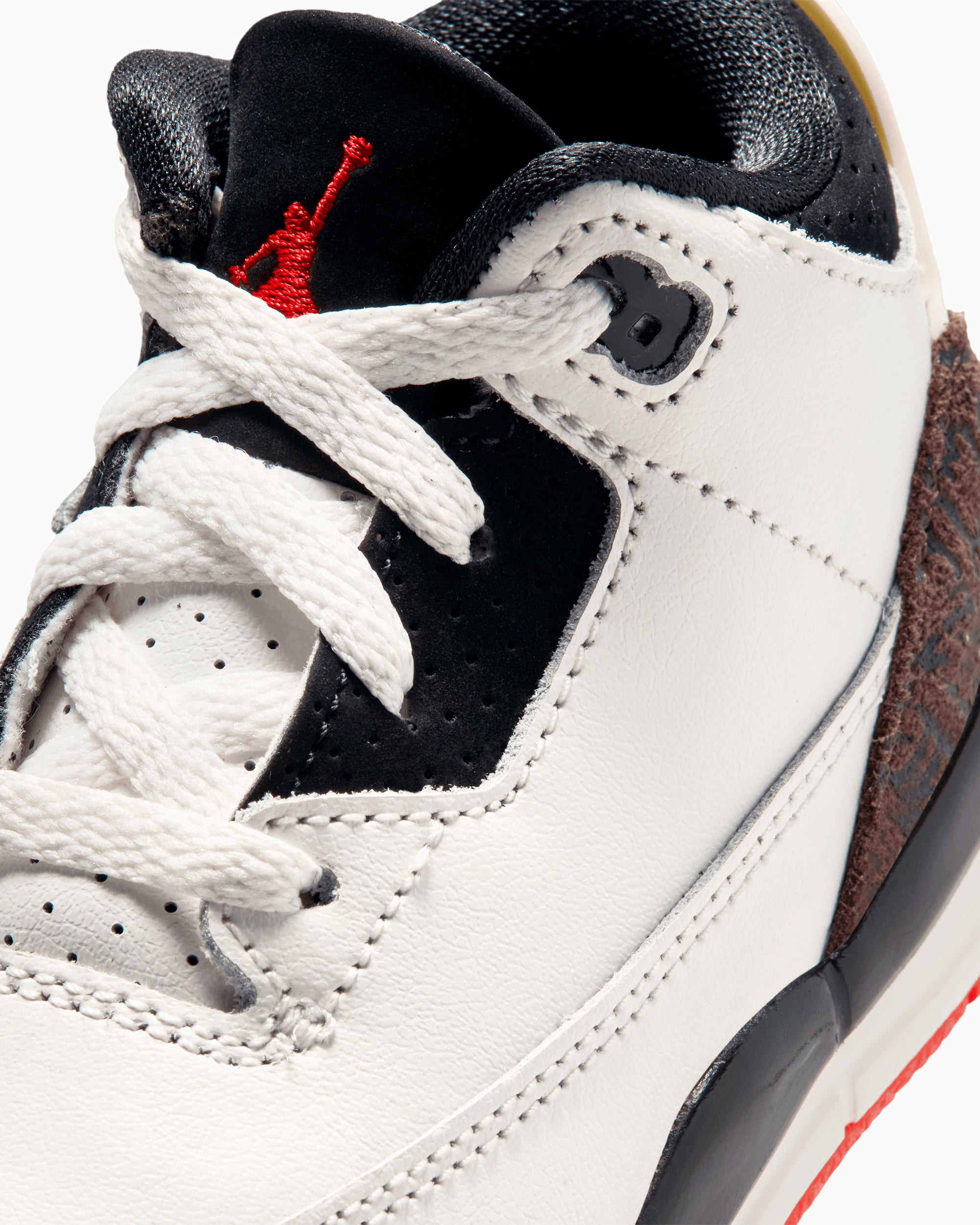 Sneakers Air Jordan 3 Retro OG "World Best Dad" (TD) - DM0968-103