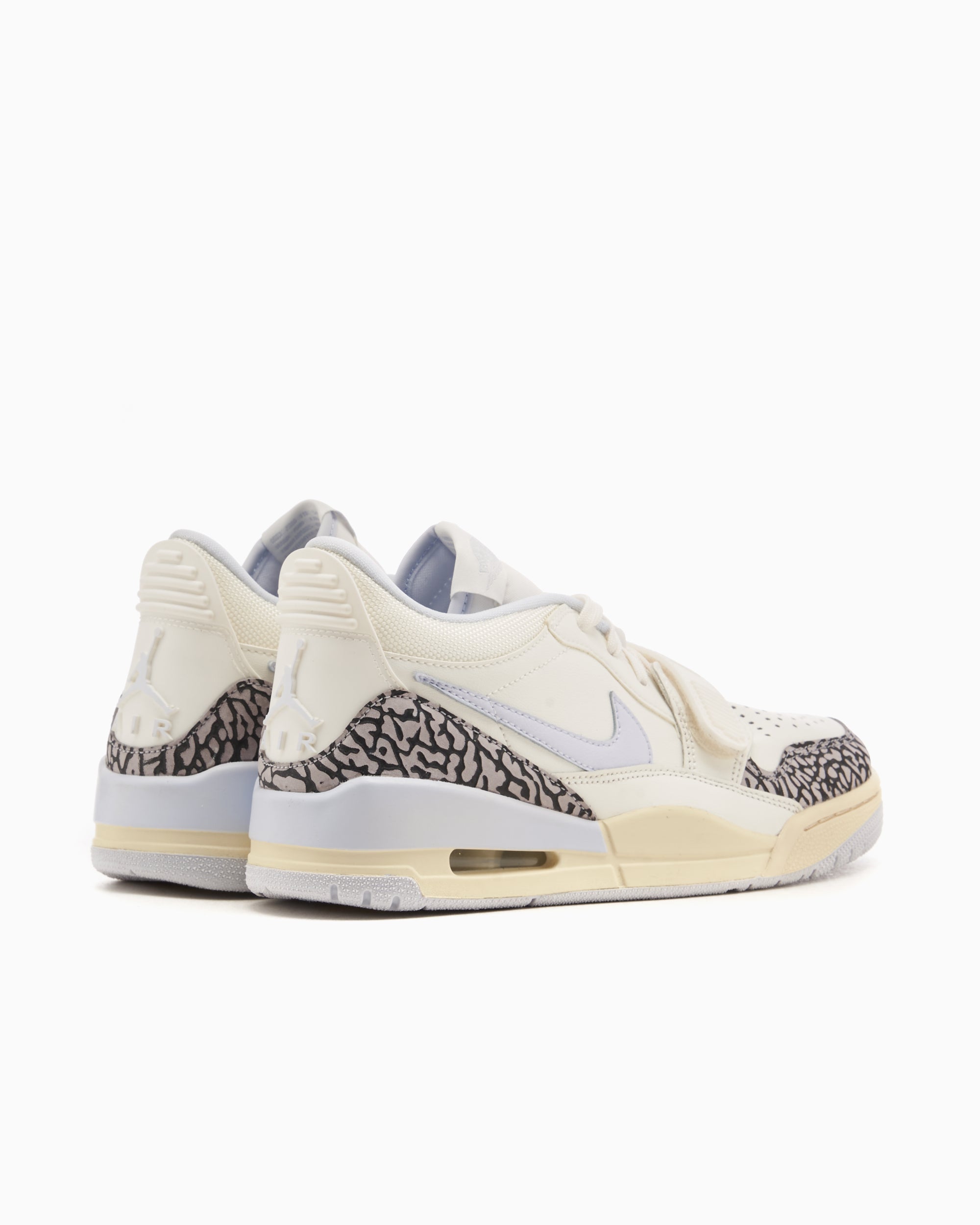 Sneakers Air Jordan Women's Legacy 312 Low - FQ7827-101