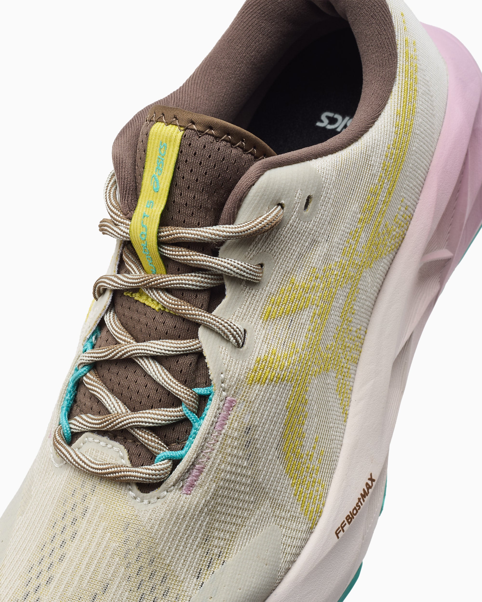 Sneakers ASICS Novablast 5 TR - 1012B983-020