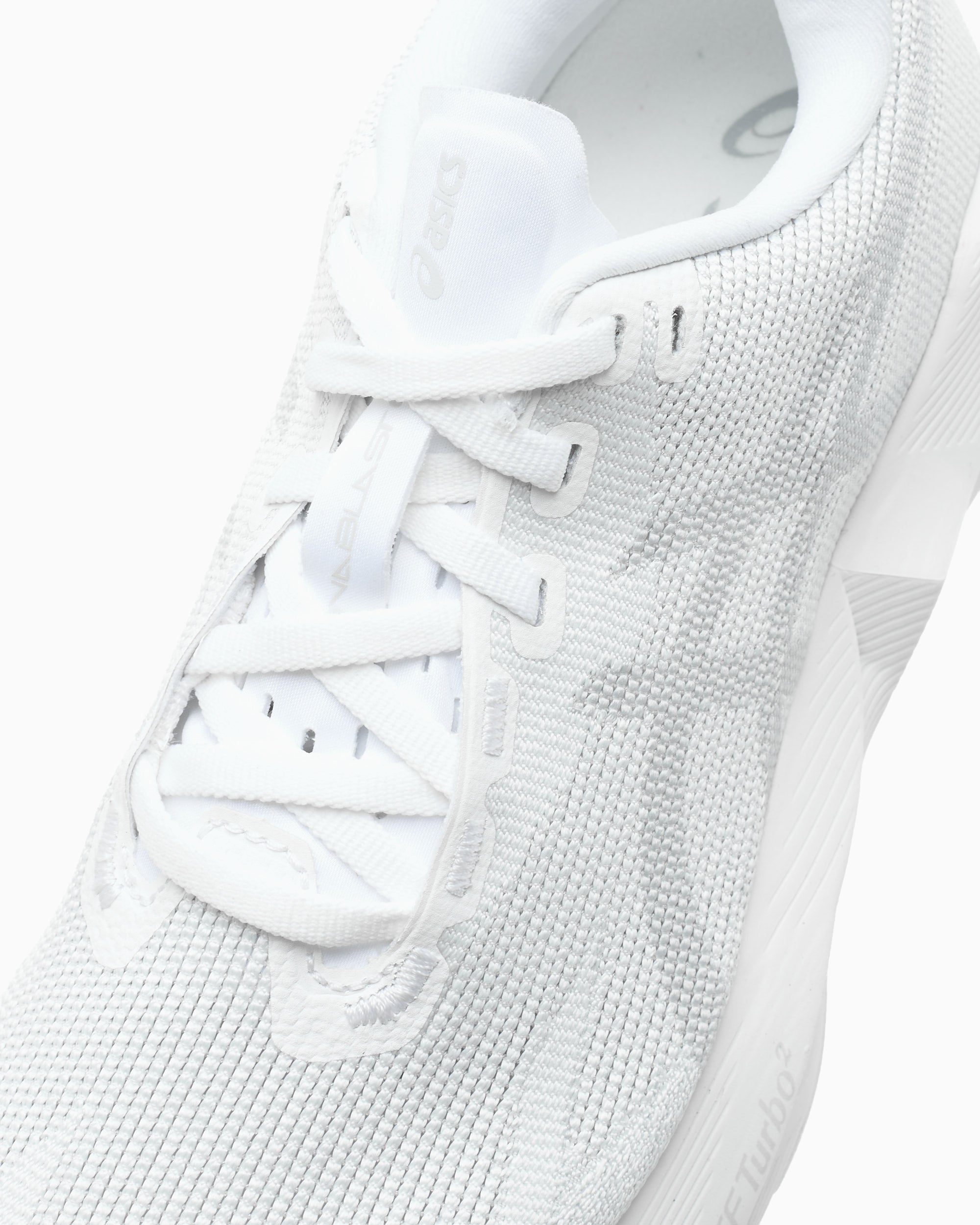 Sneakers ASICS Women's Novablast 6 - 1012C008-100