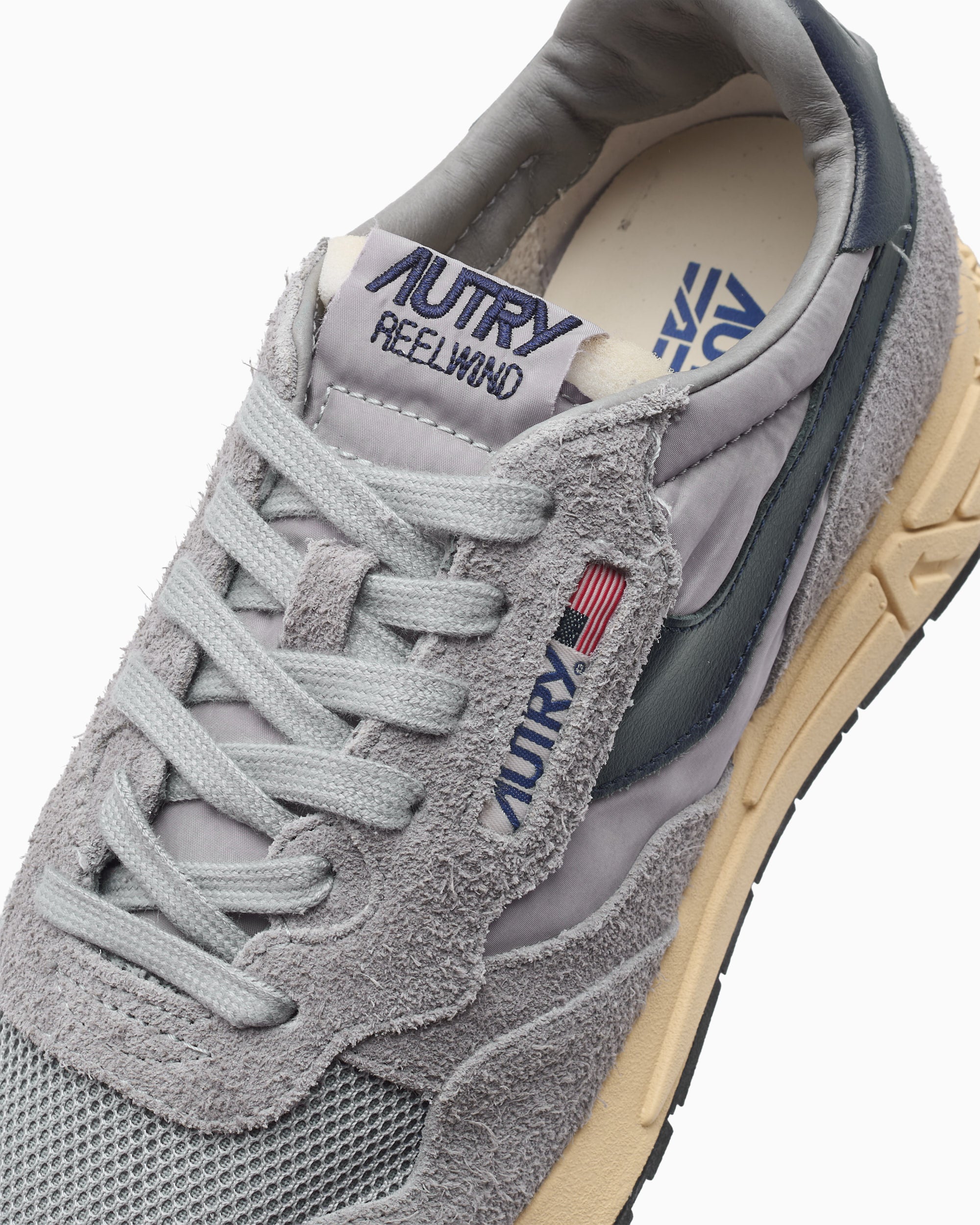 Sneakers Autry Reelwind Low - WWLMUT42