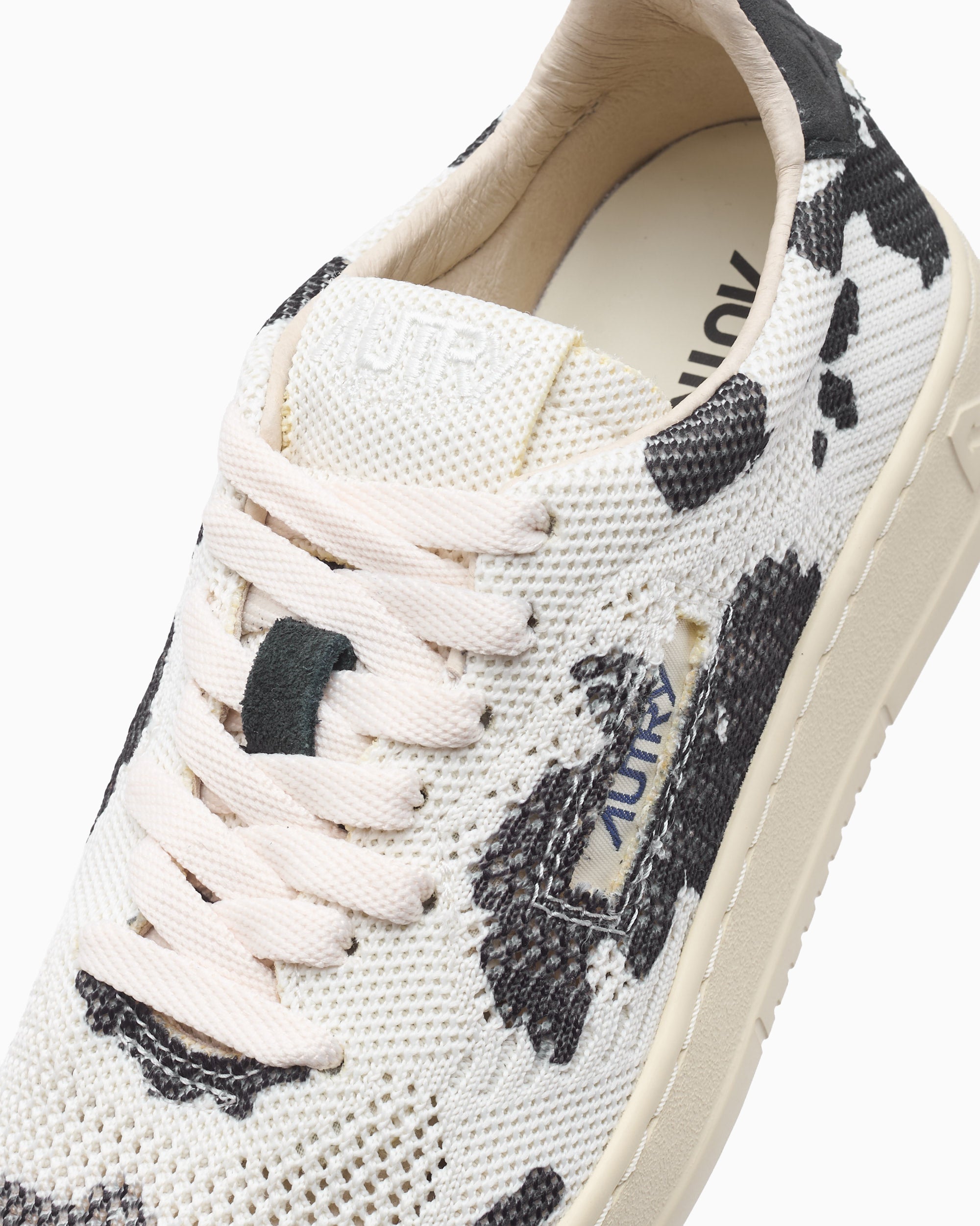 Sneakers Autry Women's Medalist Easeknit Low "Cow Print" - EKLWAF01