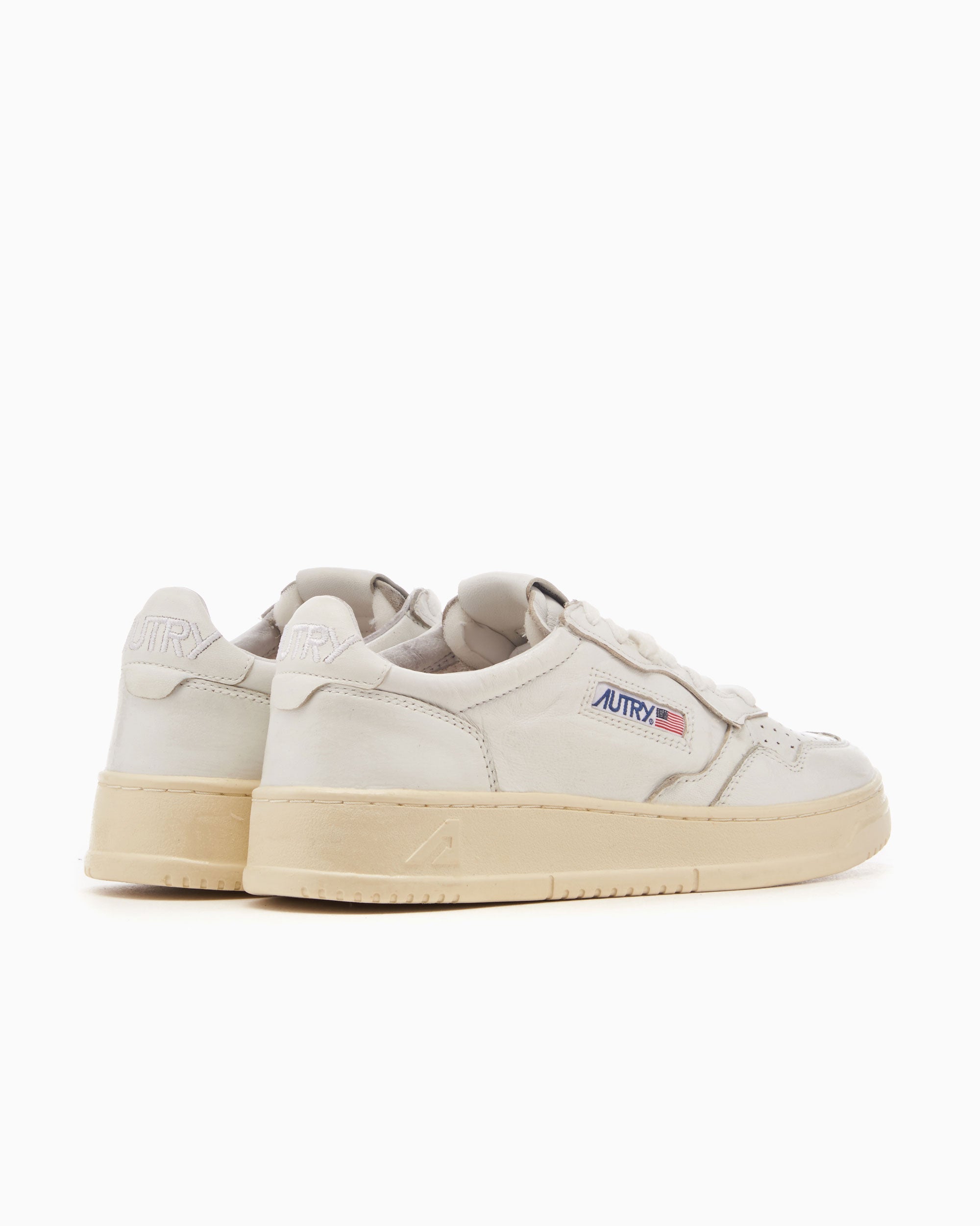 Sneakers Autry Women's Super Vintage Low Goatskin - AVLWGR06