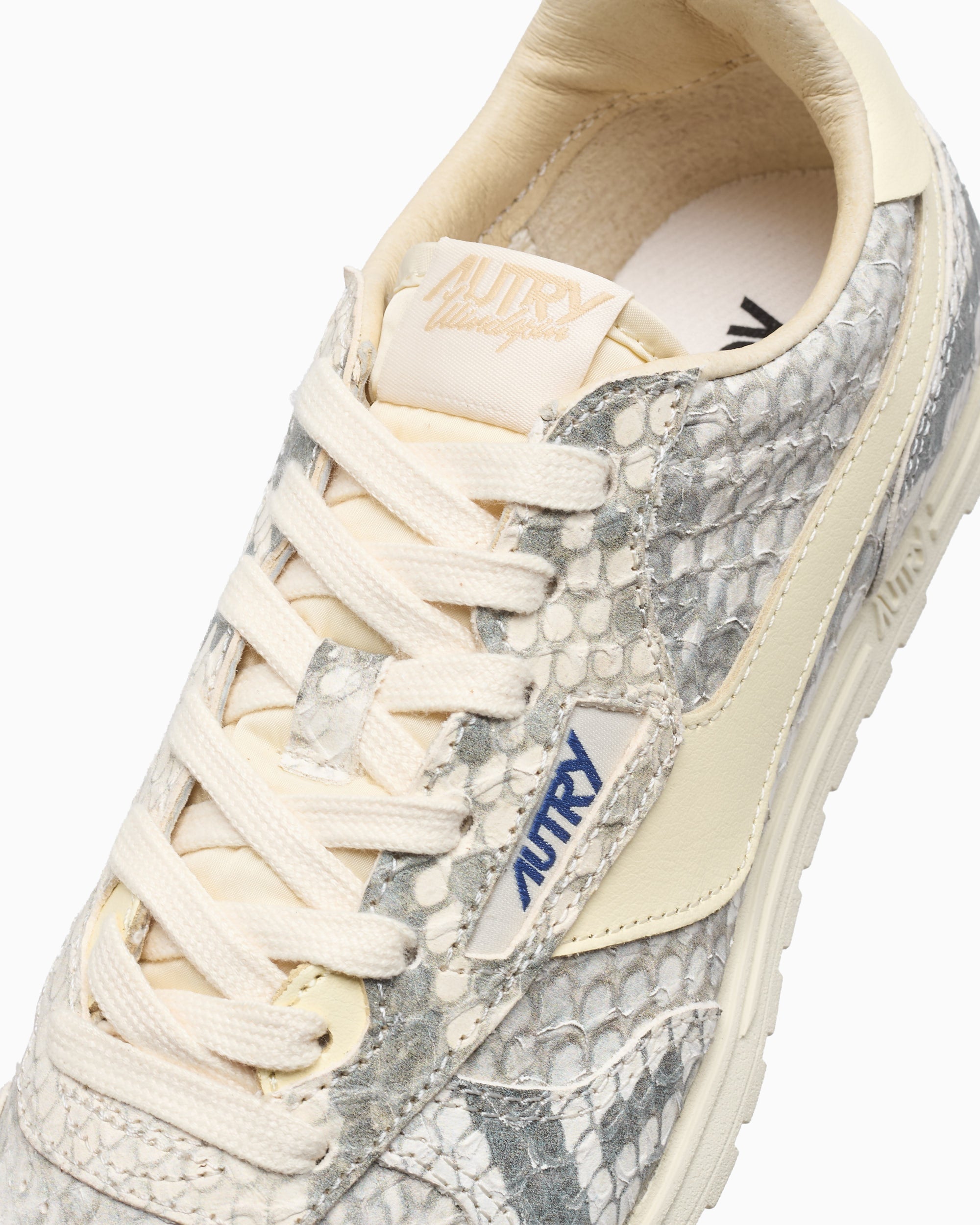 Sneakers Autry Women's Windspin Low "Snake" - WSLWVV01