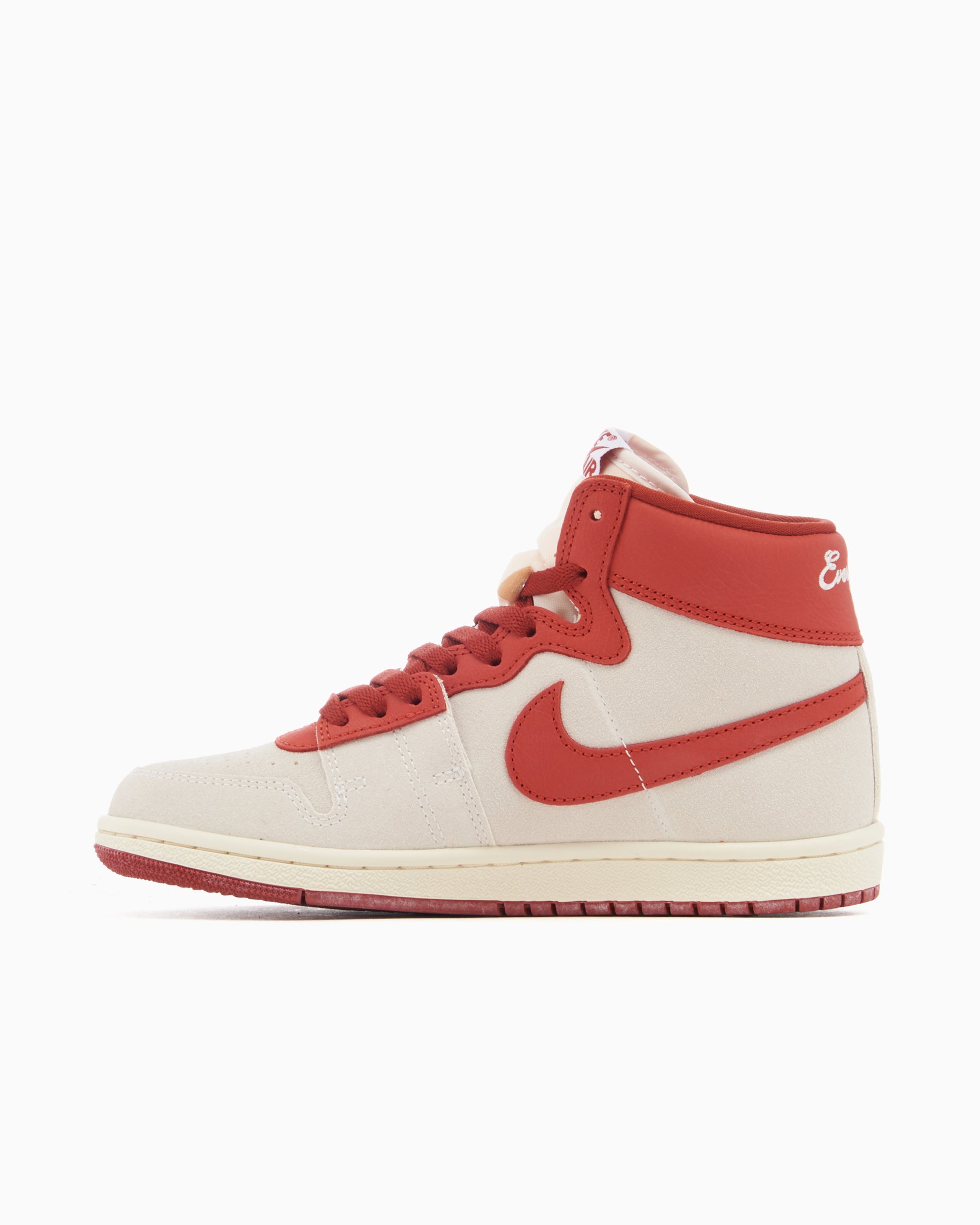 Sneakers Jordan Air Ship “Every Game Dune Red” - DZ3497-106