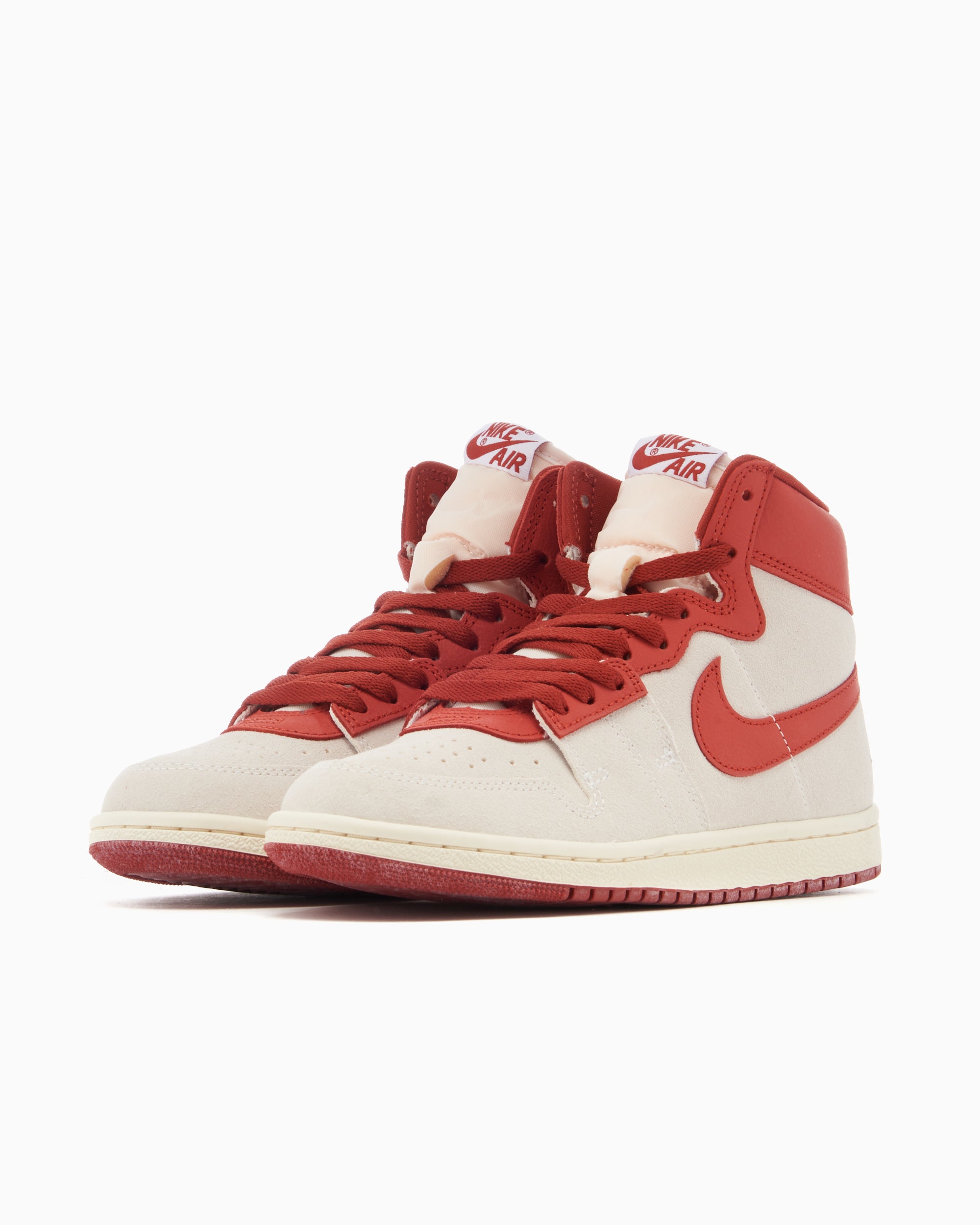 Sneakers Jordan Air Ship “Every Game Dune Red” - DZ3497-106