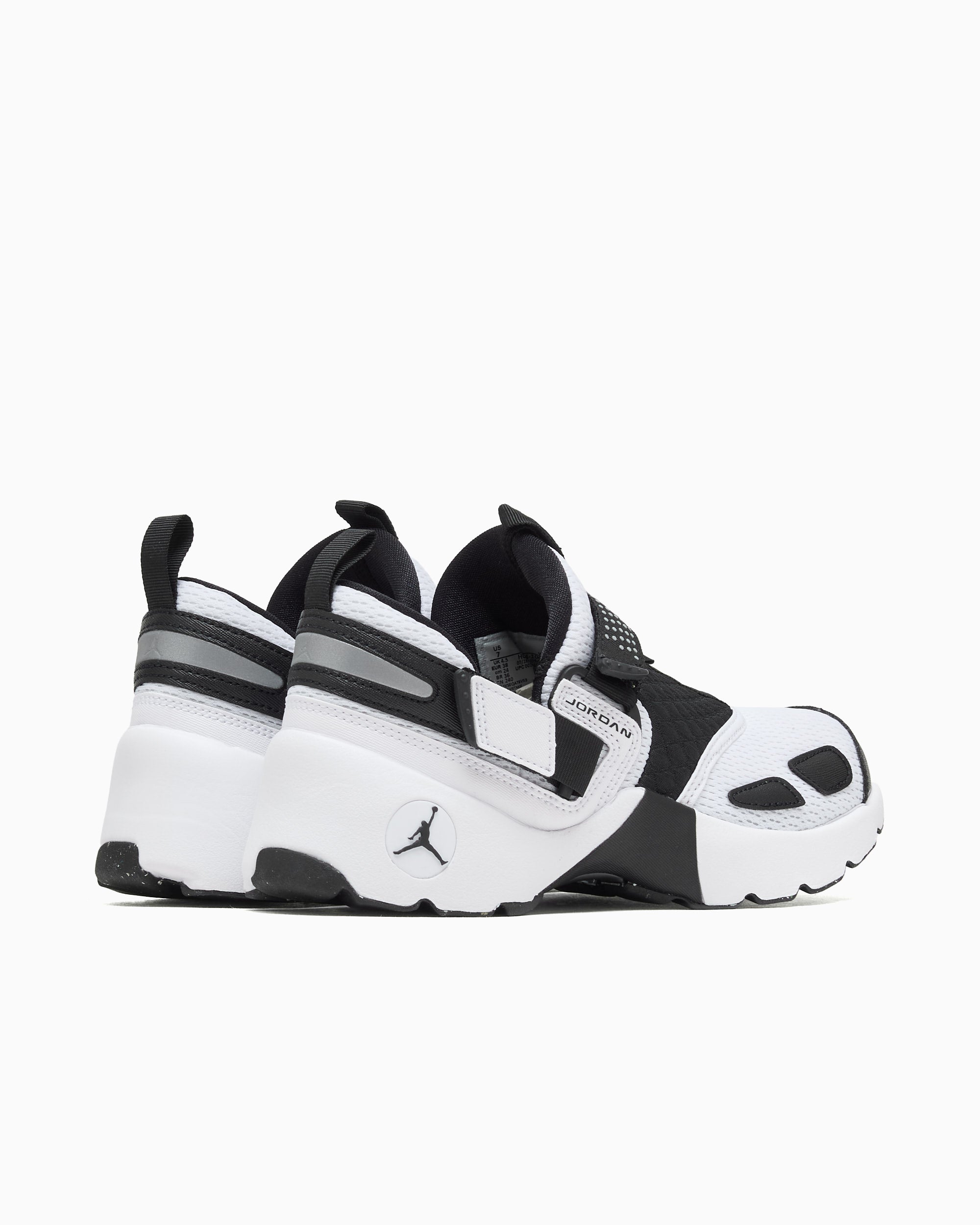 Sneakers Jordan Women's Trunner LX - HQ2164-100