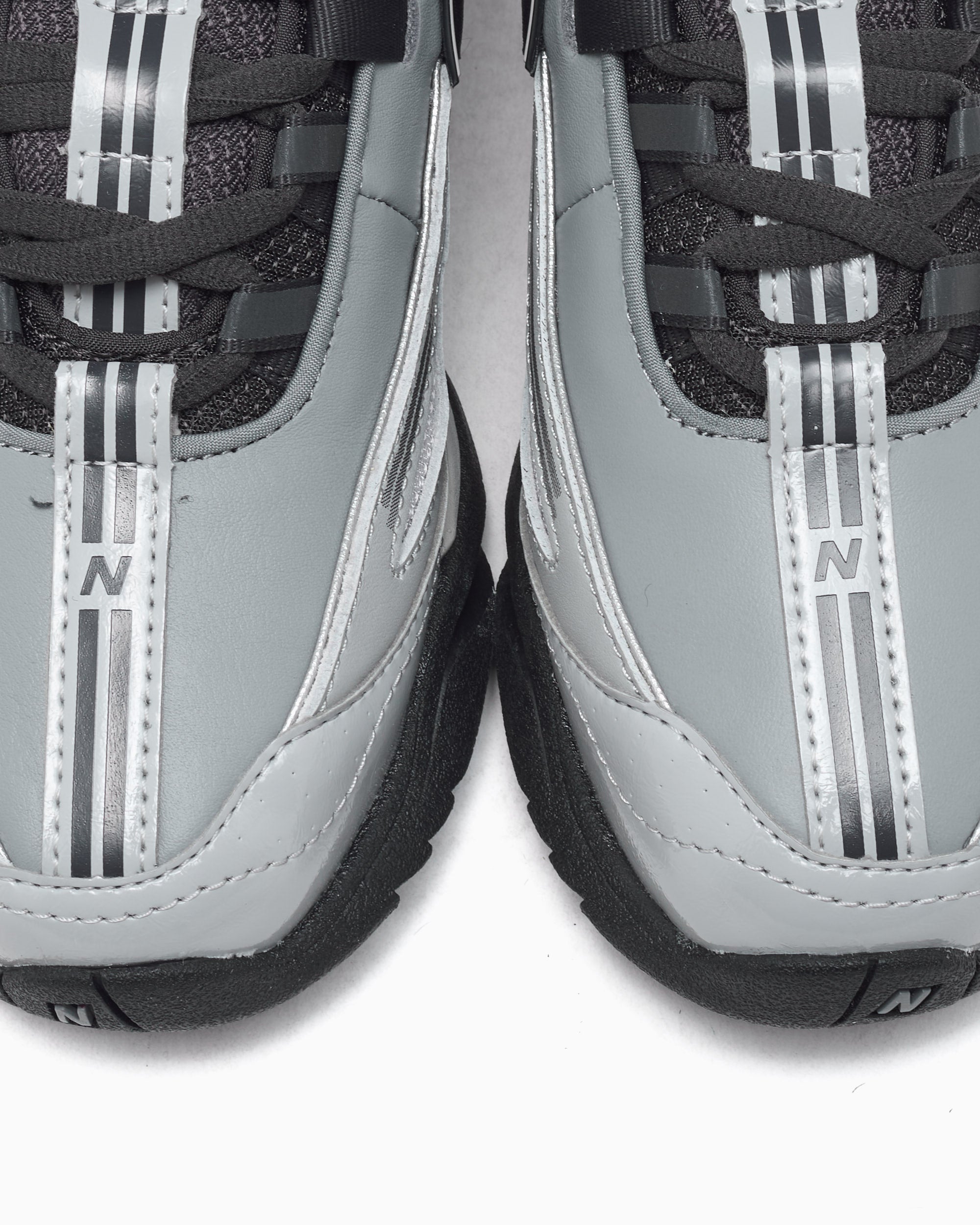 Sneakers New Balance RC56 "Ice Wine" - URC56UPA