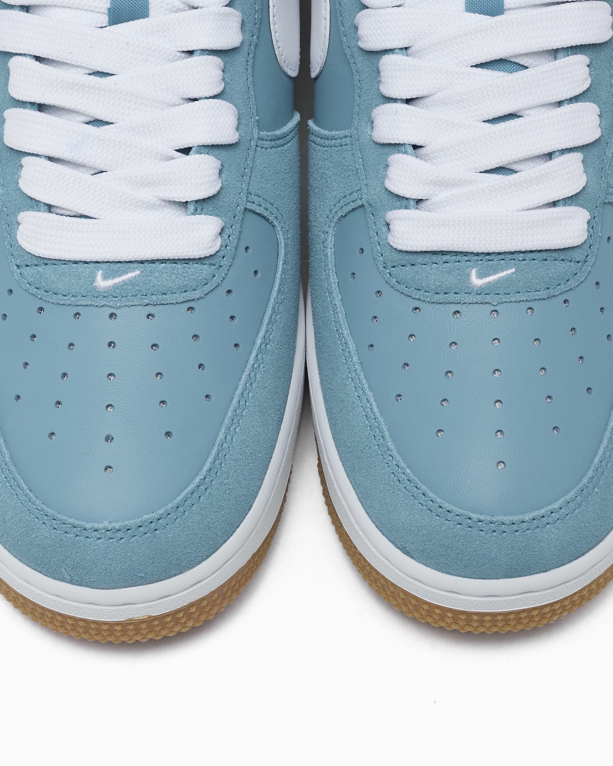 Nike Air Force 1 '07 LV8