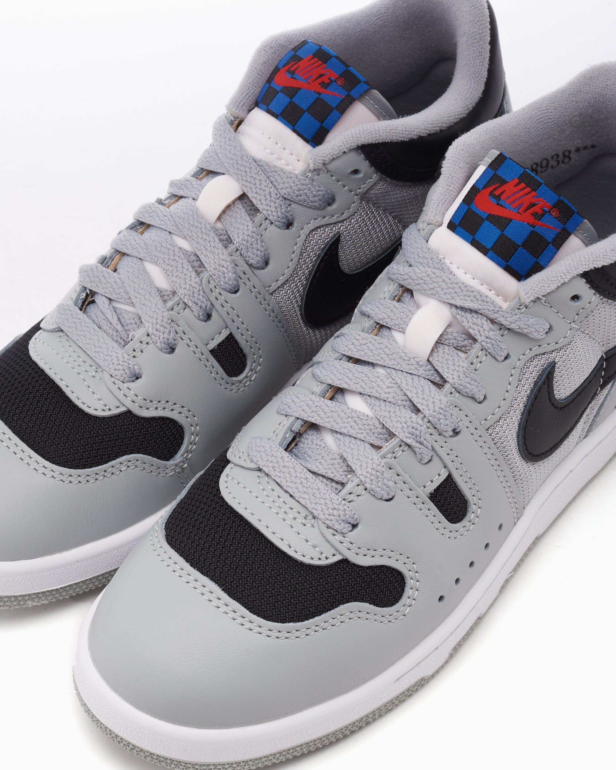 sneakers-nike-mac-attack-light