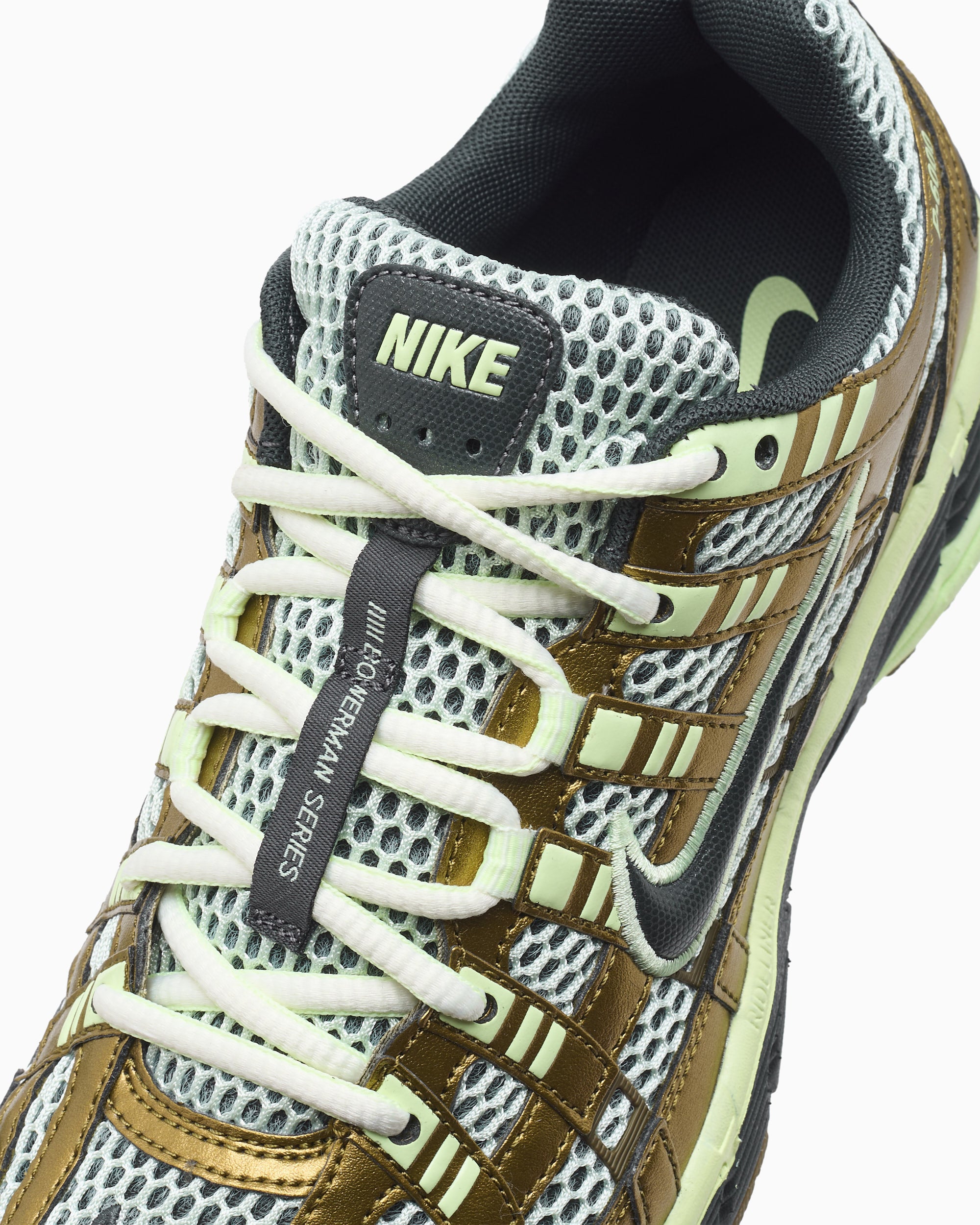 Sneakers Nike P-6000 SE - IR0923-300