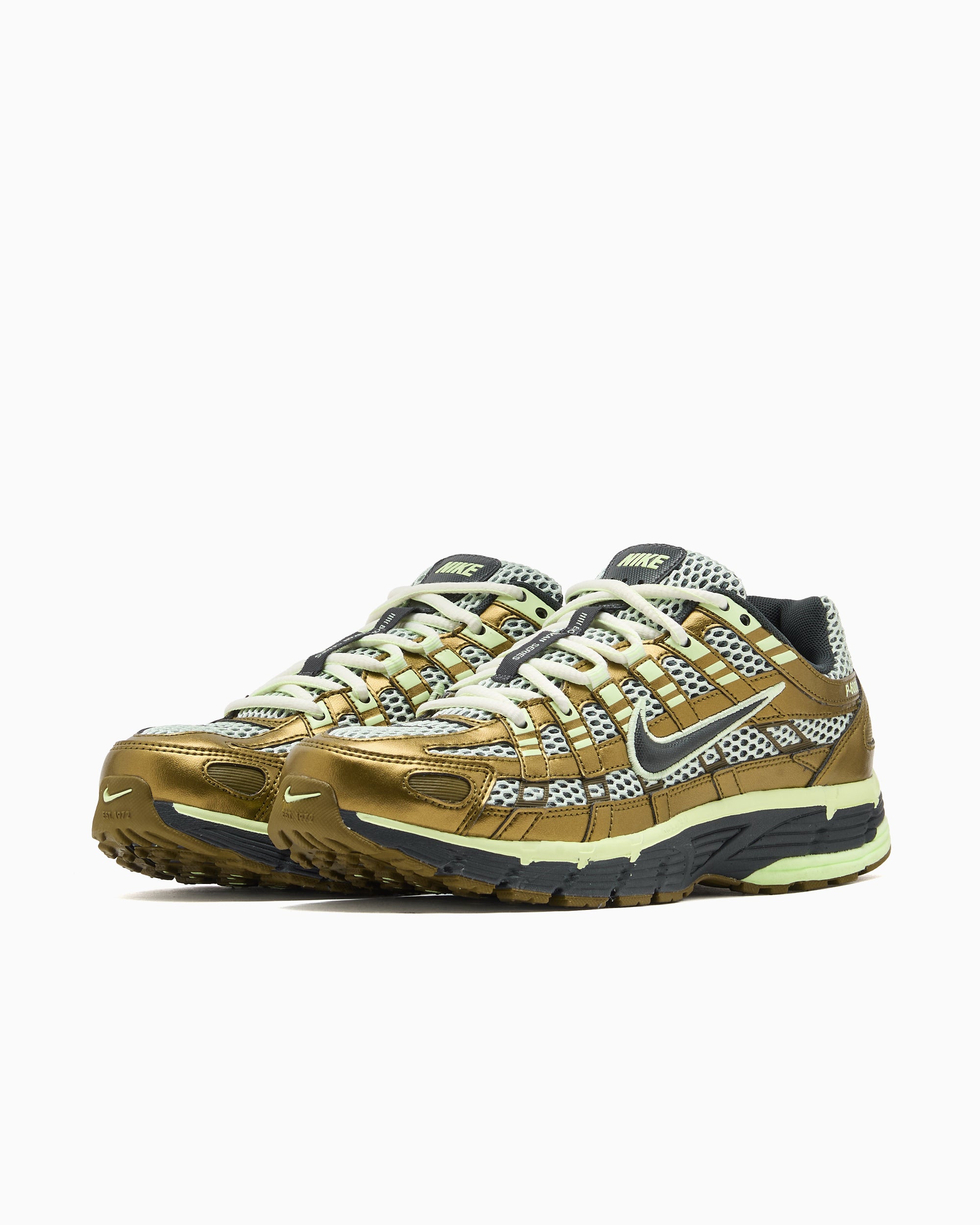 Sneakers Nike P-6000 SE - IR0923-300