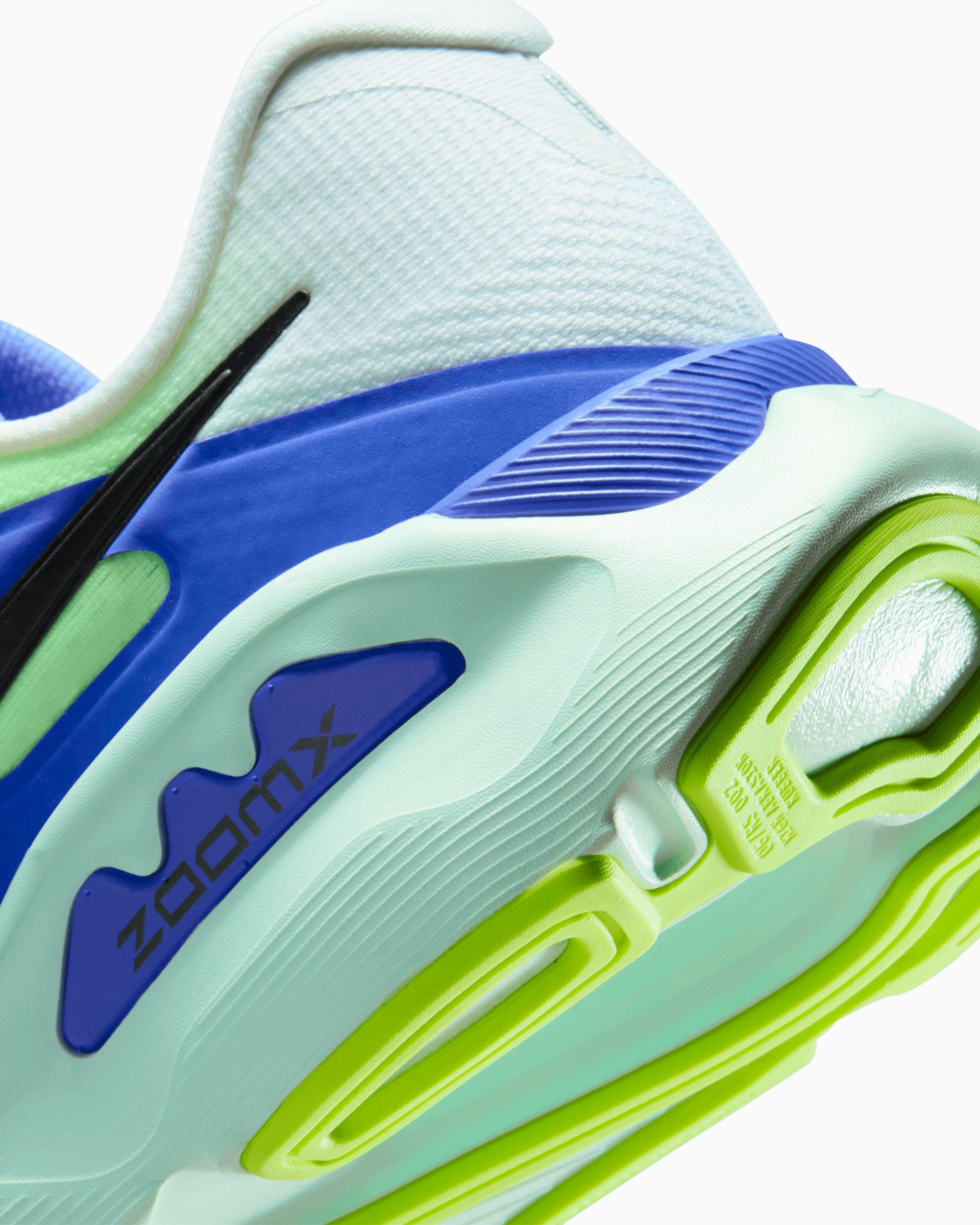 Sneakers Nike Structure Plus - HQ3048-111