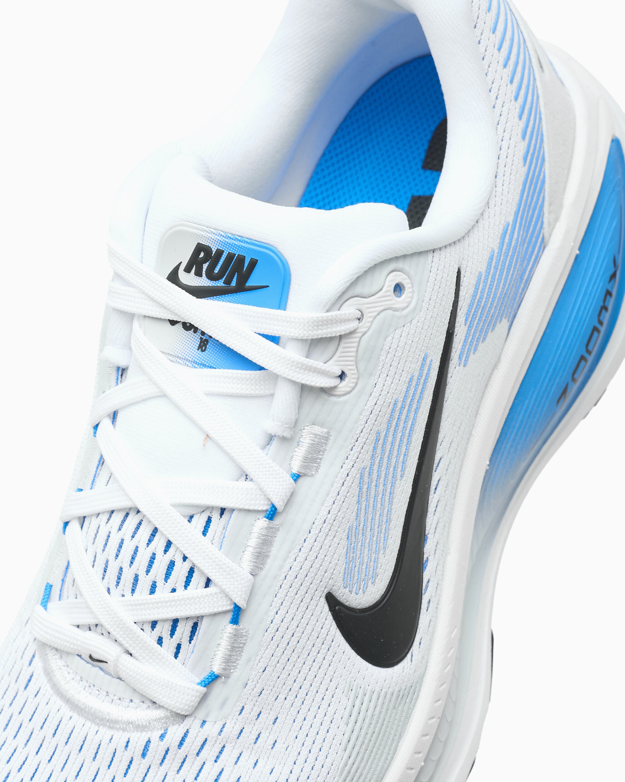 Sneakers Nike Vomero 18 - HM6803-109