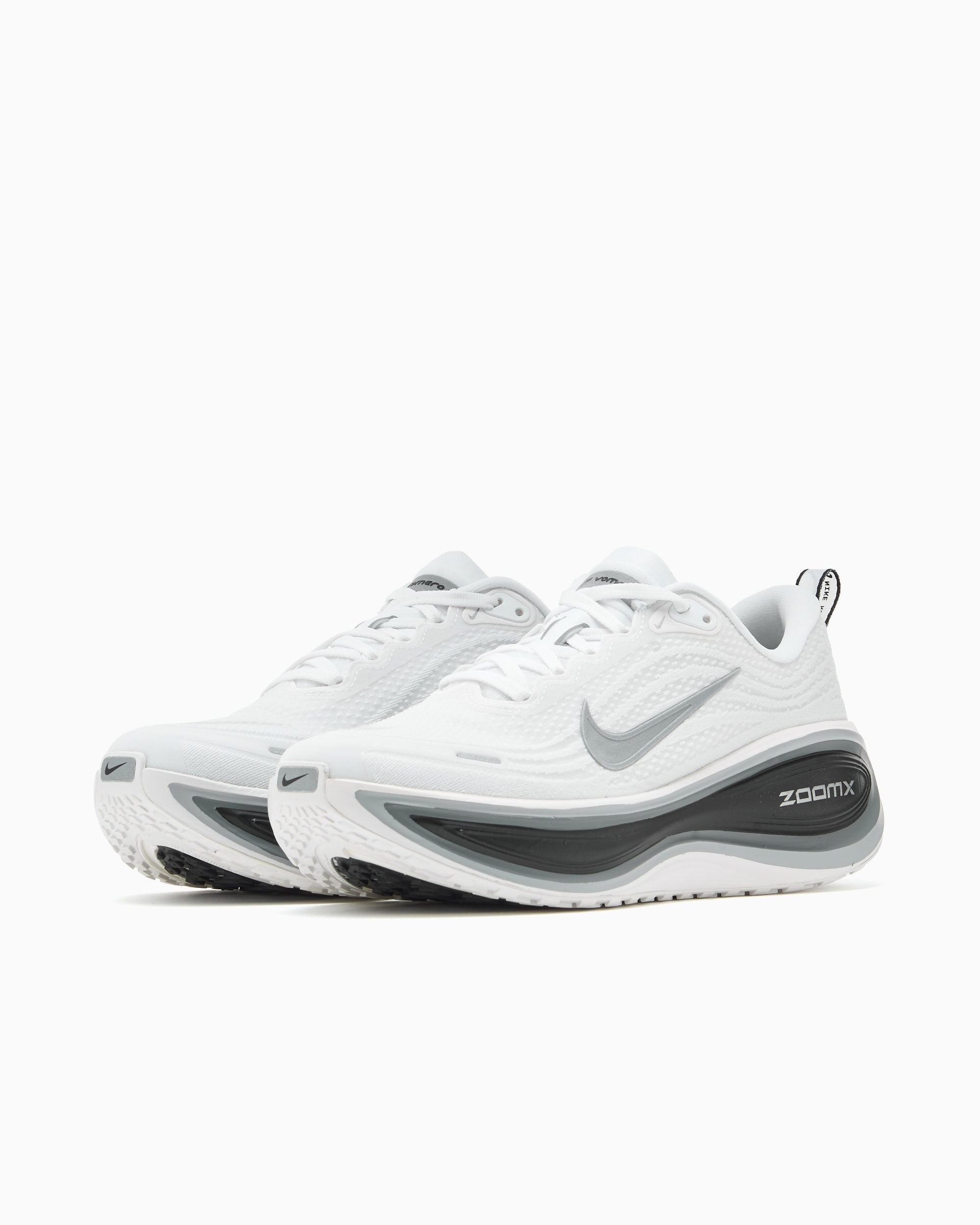Sneakers Nike Vomero Plus - II7181-102
