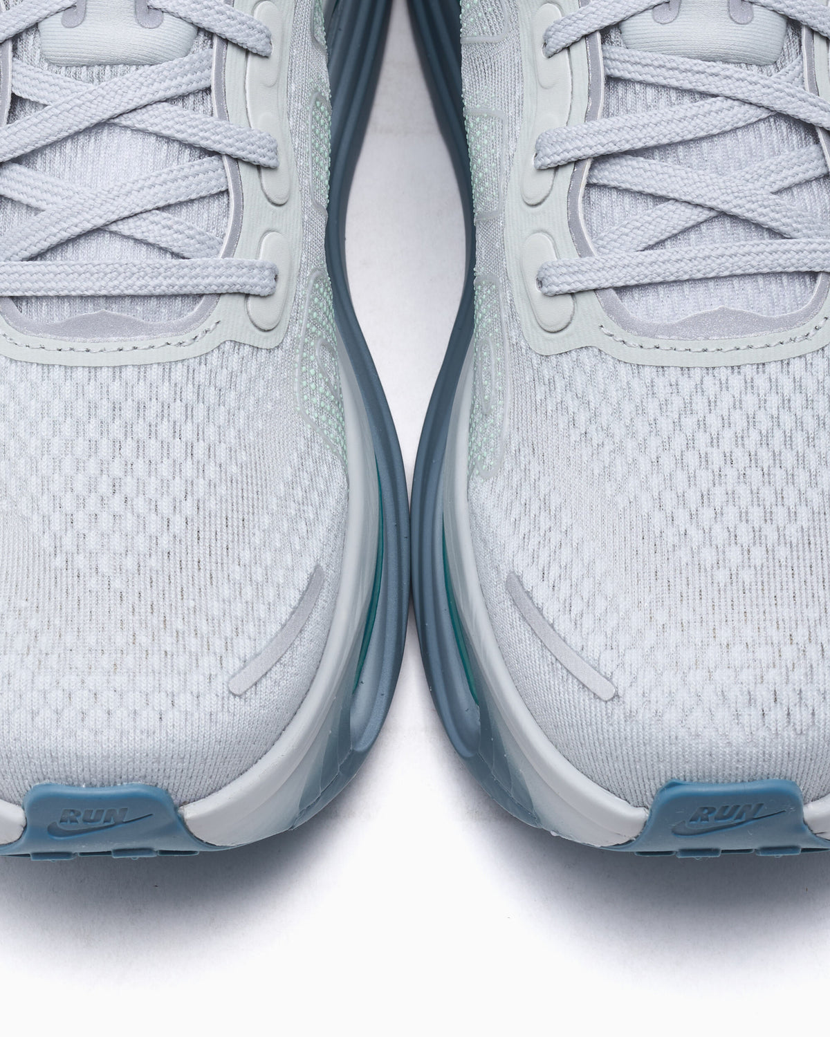 Sneakers Nike Vomero Premium - HQ2050-003