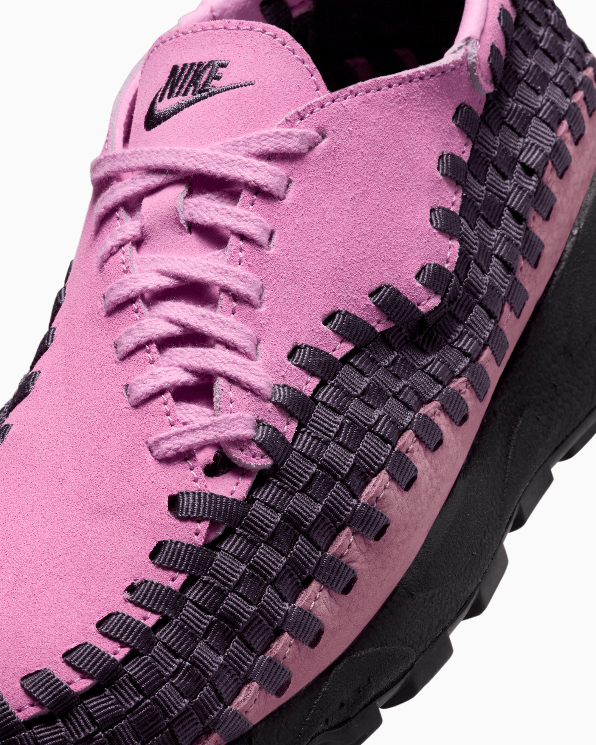Sneakers Nike Women's Air Footscape Woven "Beyond Pink" - HM0961-600