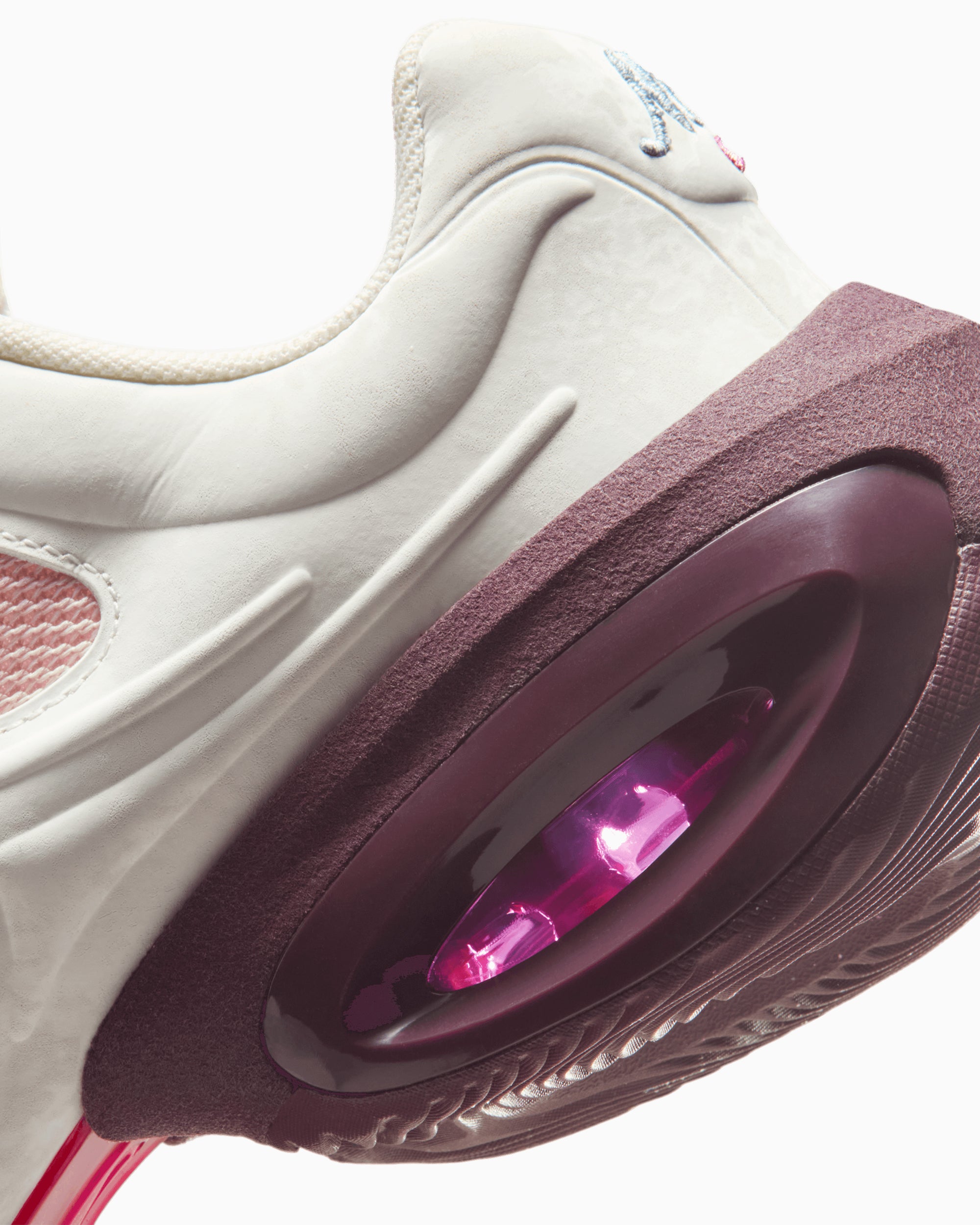 Sneakers Nike Women's Air Max Muse “Valentine’s Day” - IQ1152-666