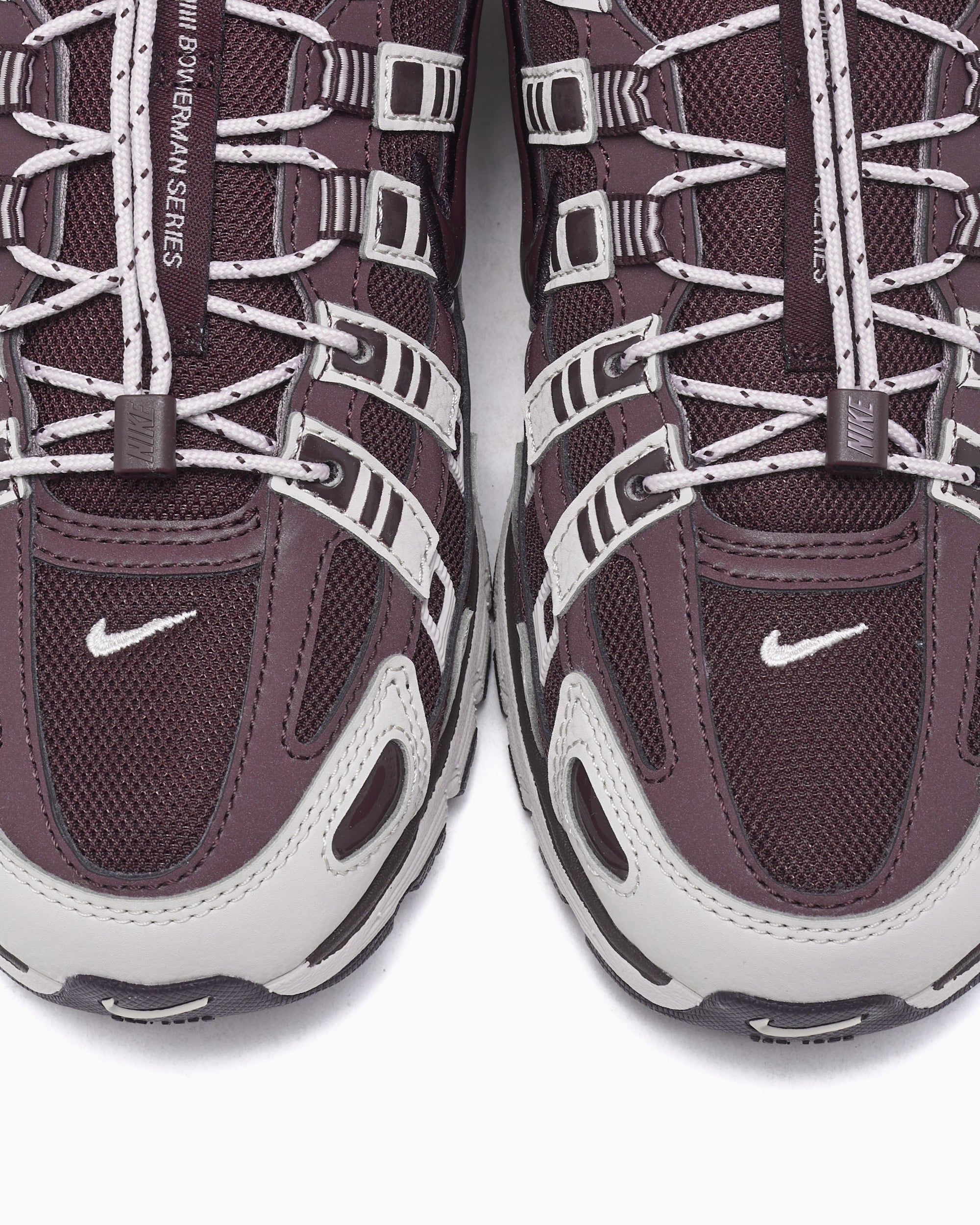 Sneakers Nike Women's P-6000 - IM5237-600
