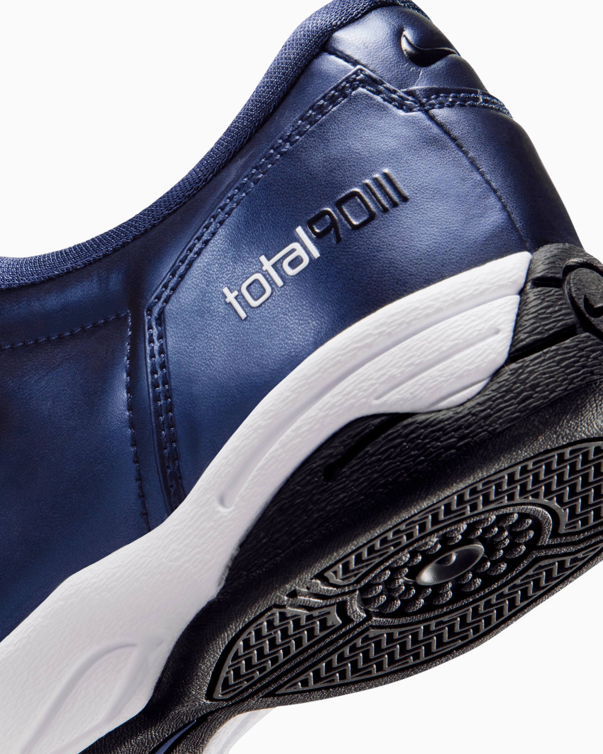 Sneakers Nike Women's Total 90 - IM7595-400