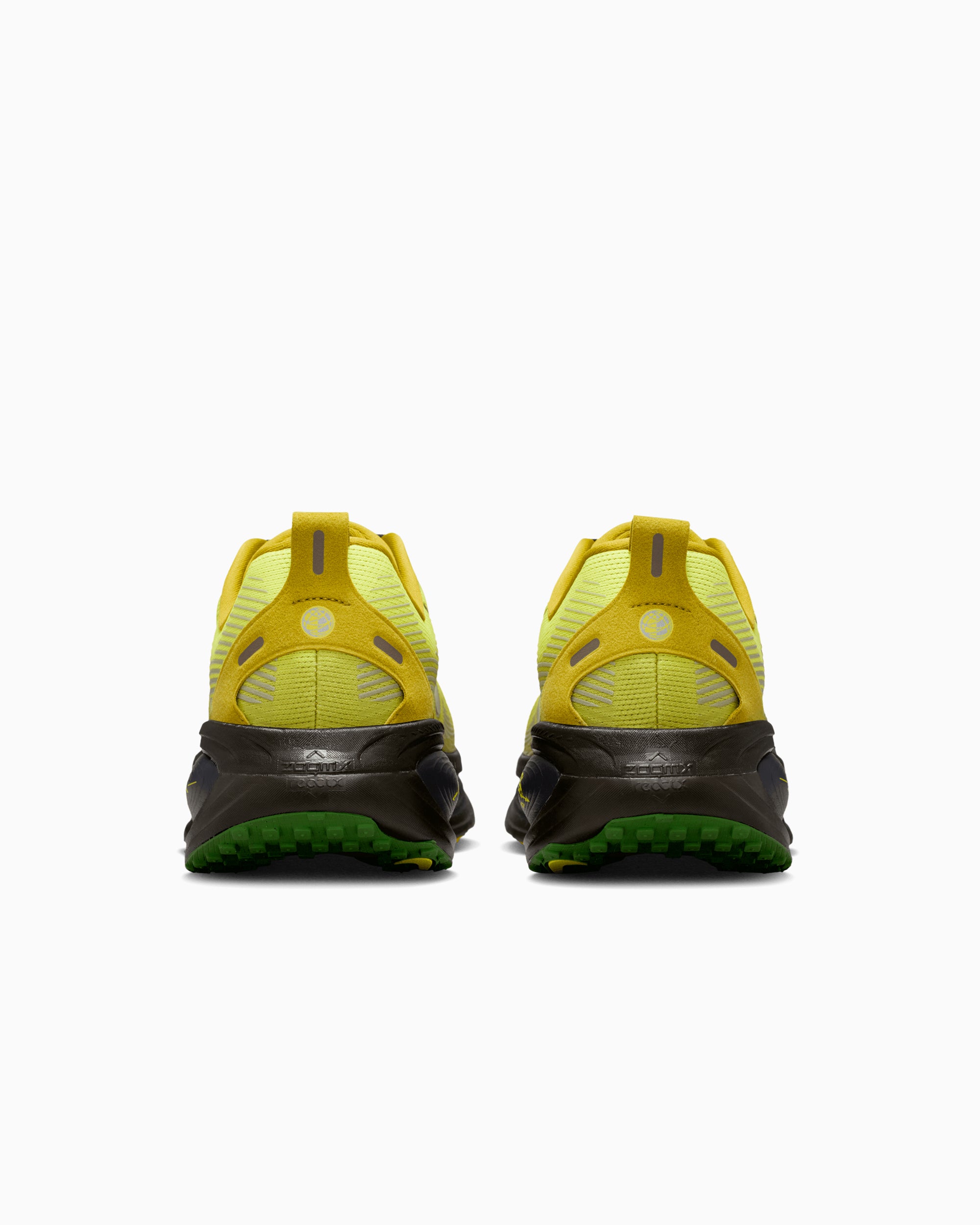 Sneakers Nike Women's Vomero 18 SE - IQ3413-704