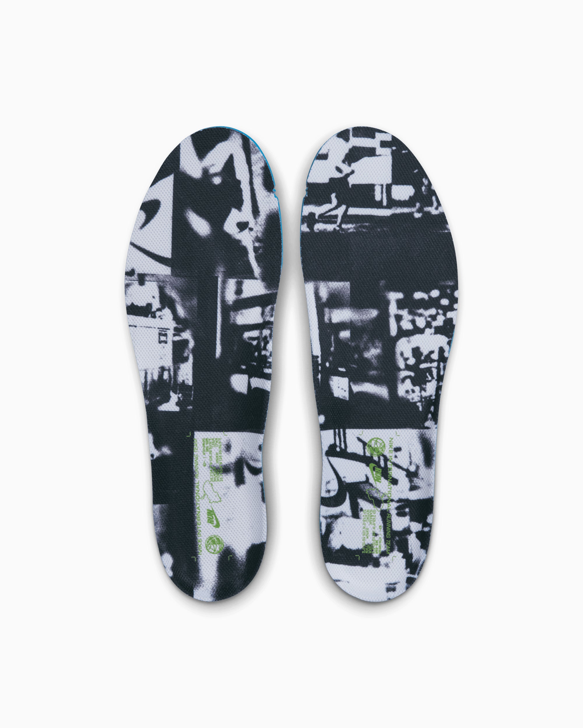 Sneakers Nike Women's Vomero 18 SE - IQ3413-704