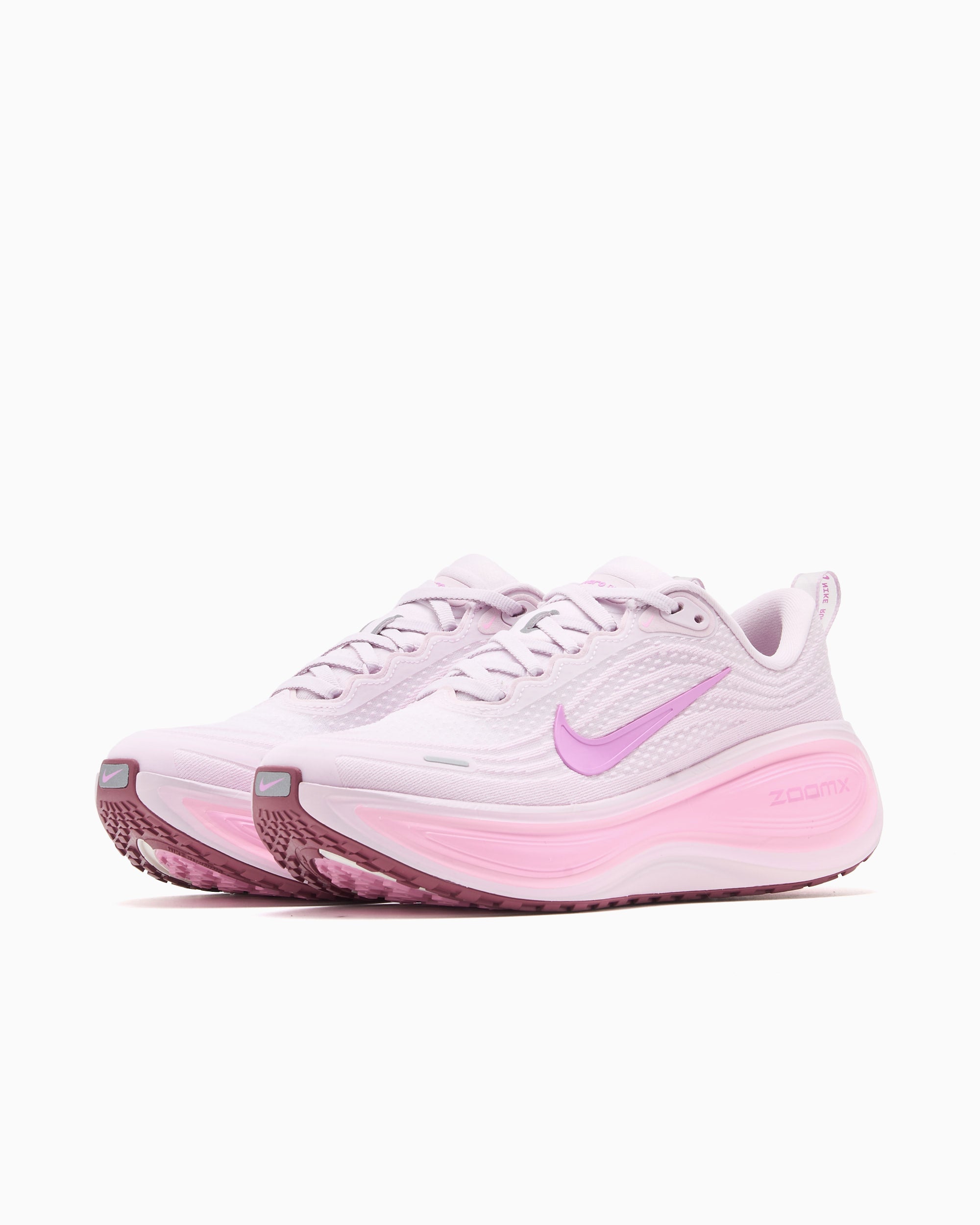 Sneakers Nike Women's Vomero Plus - HV8154-504