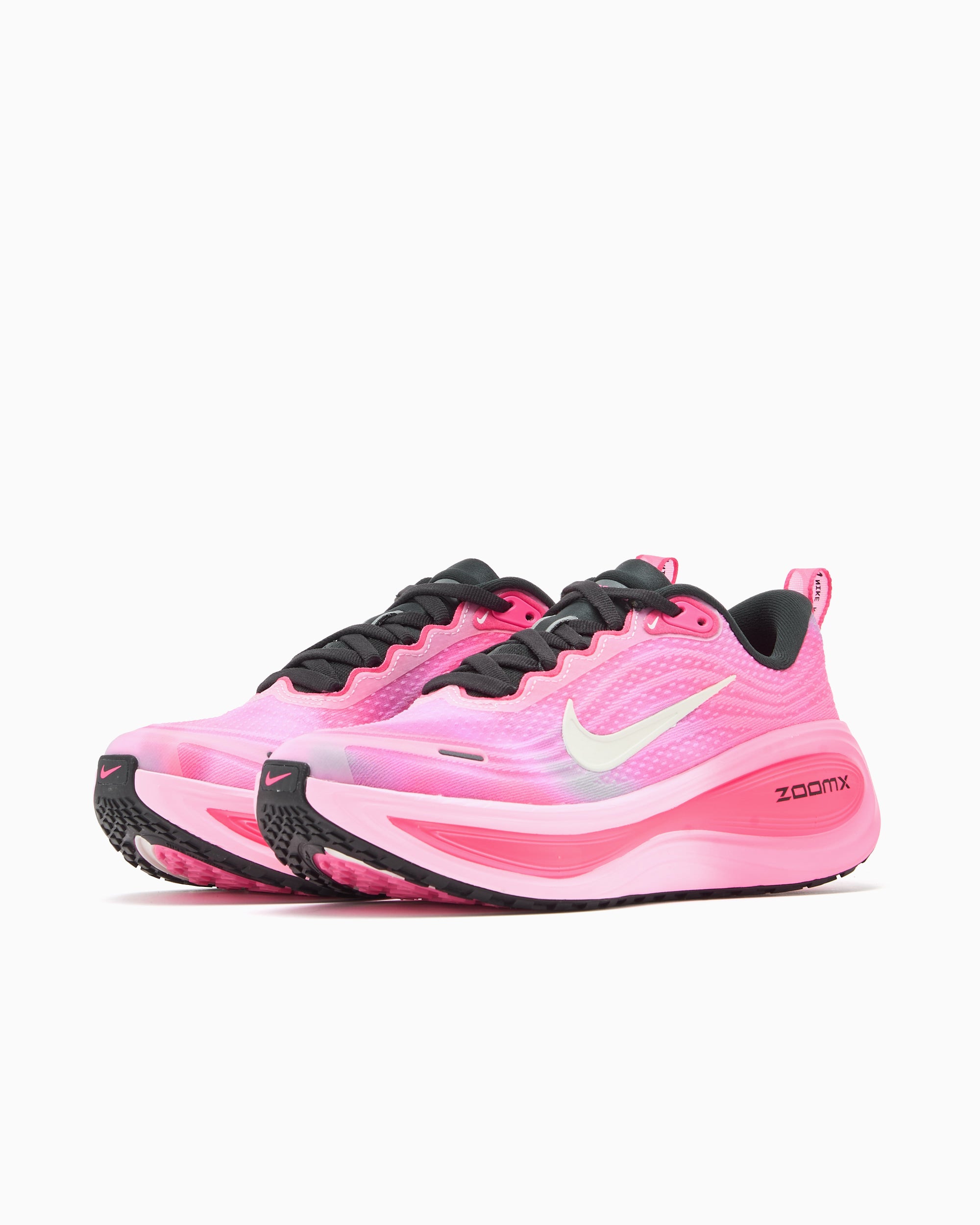 Sneakers Nike Women's Vomero Plus - IR8317-664