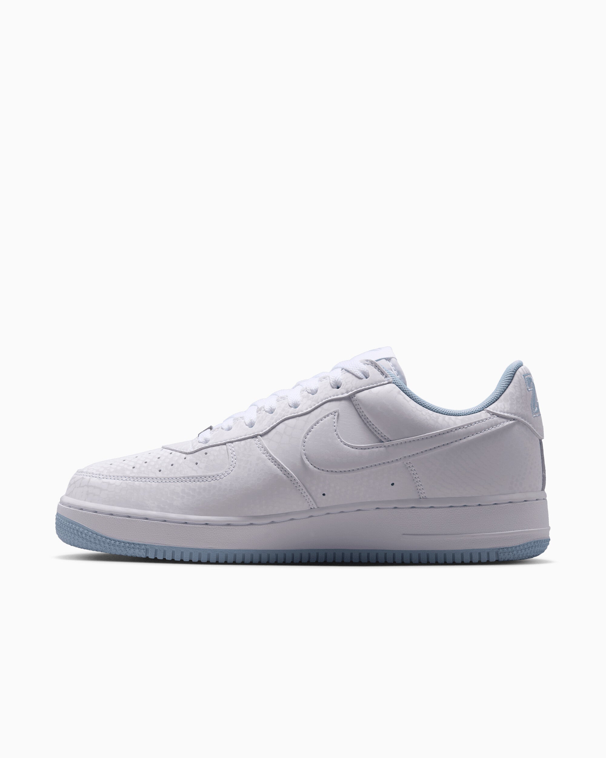 Sneakers Nike x Kobe Bryant Air Force 1 Low "White" - IB0018-103