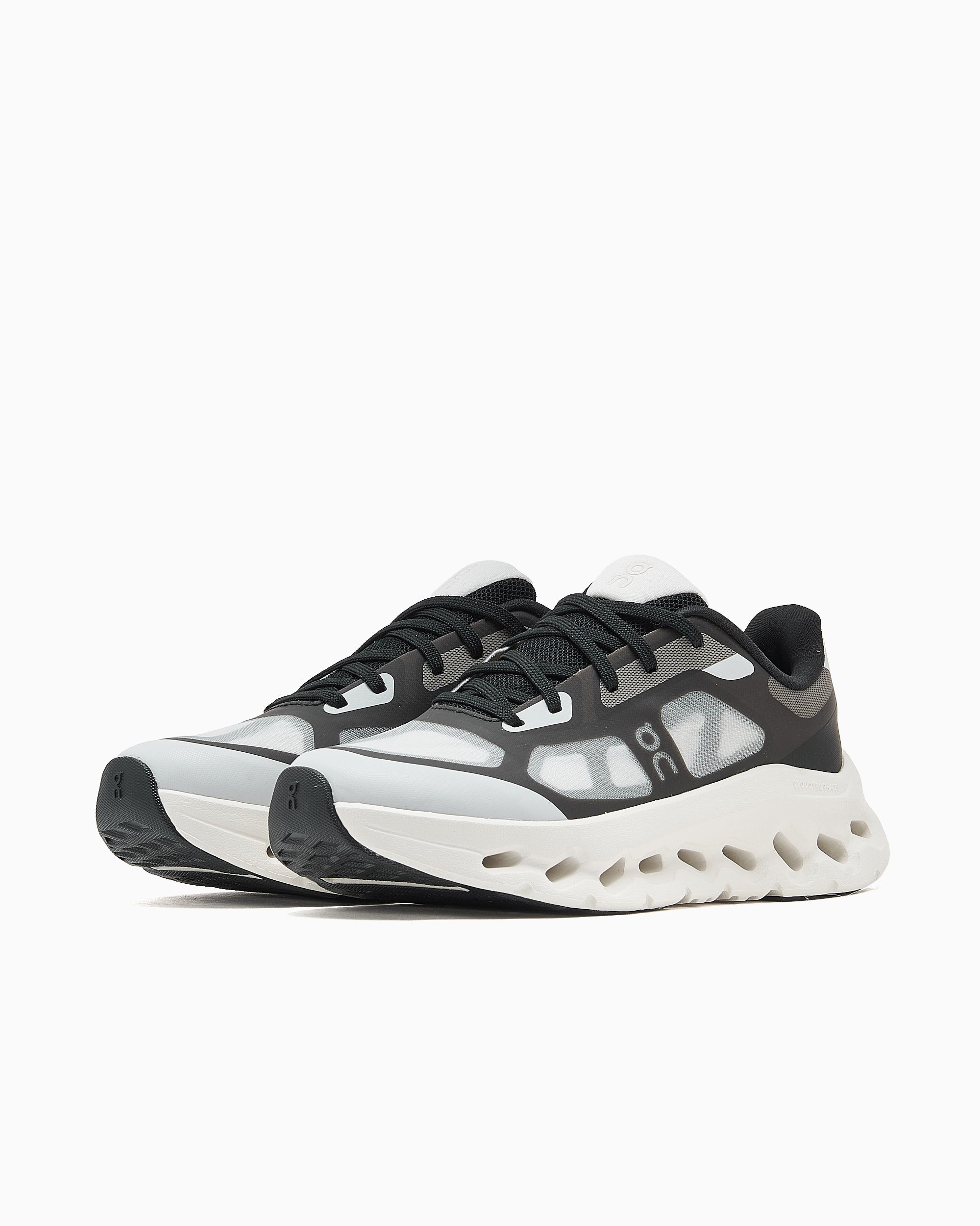 Sneakers On Women's Cloudtilt Remix - 3WG10241430