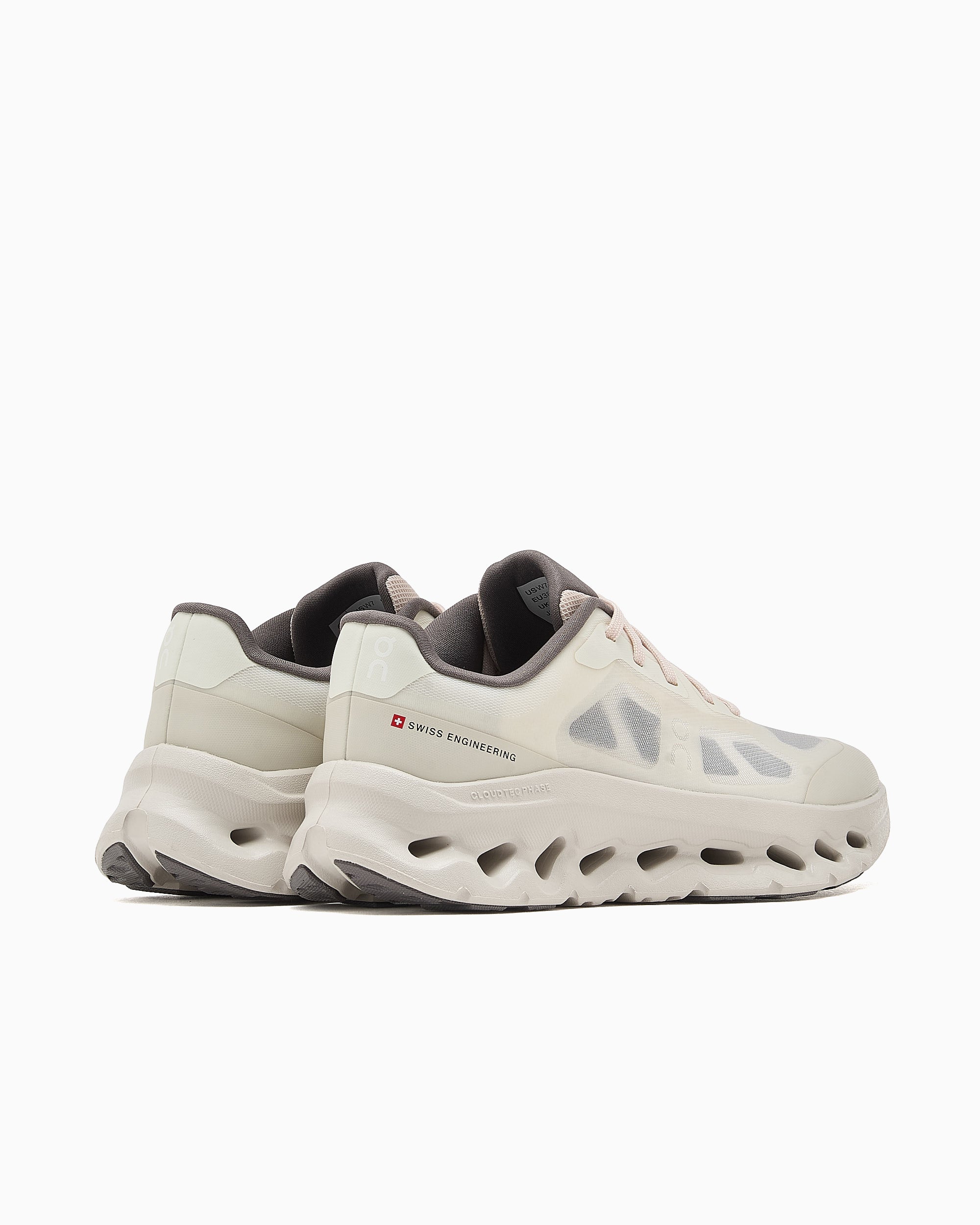 Sneakers On Women's Cloudtilt Remix - 3WG10243147