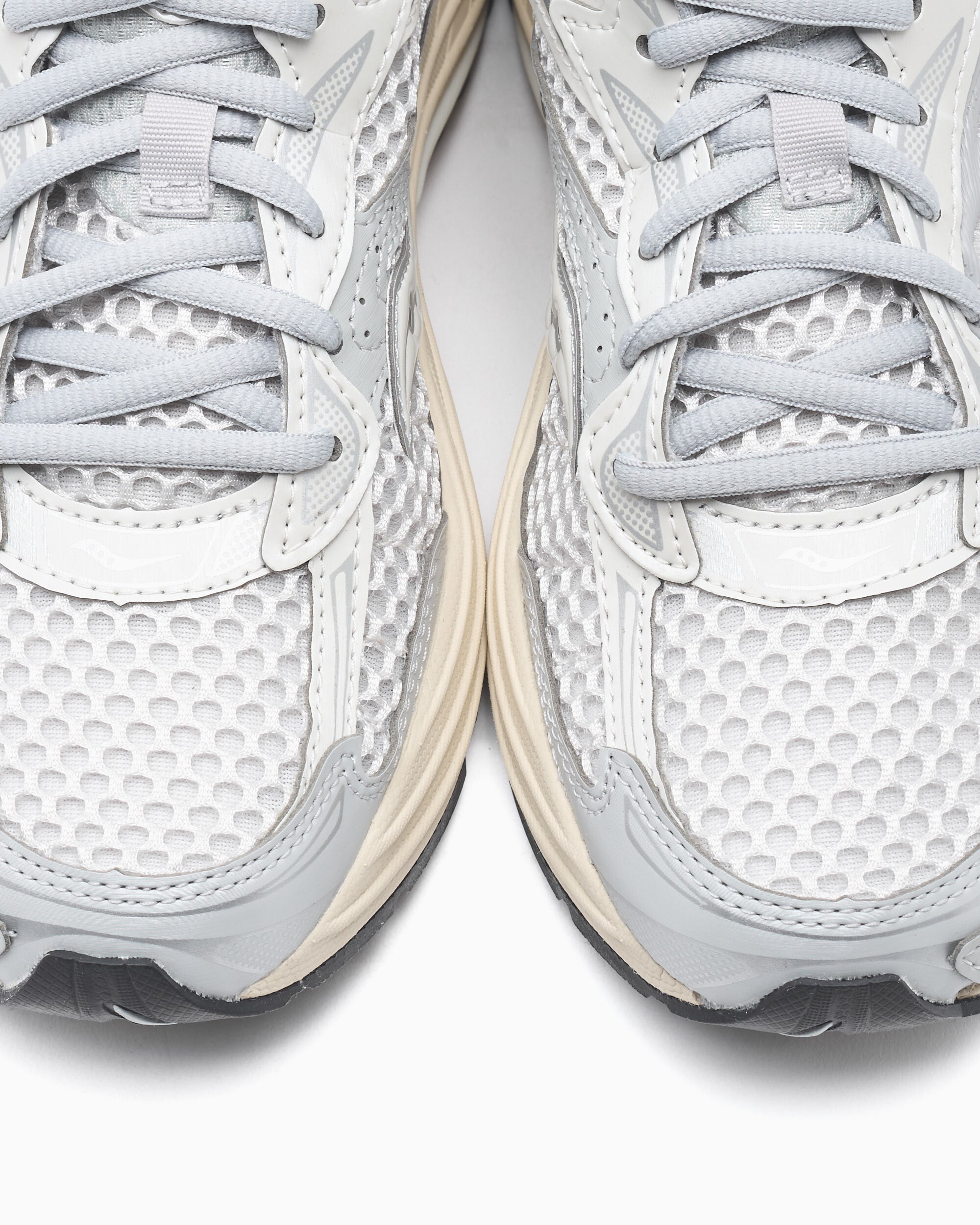 Sneakers Saucony Progrid OMNI 9 - S101245-1140