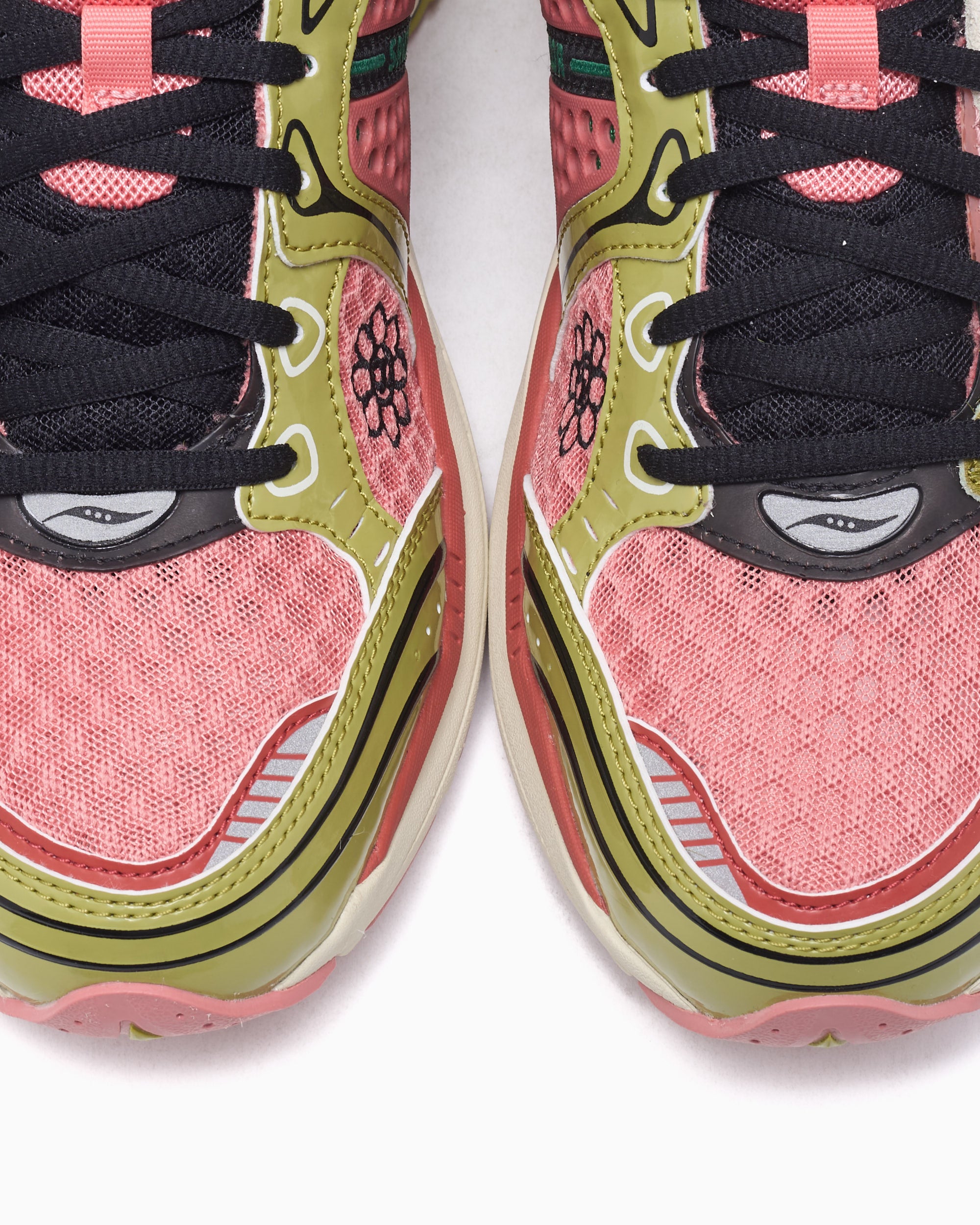 Saucony x Jae Tips Progrid Triumph 4 