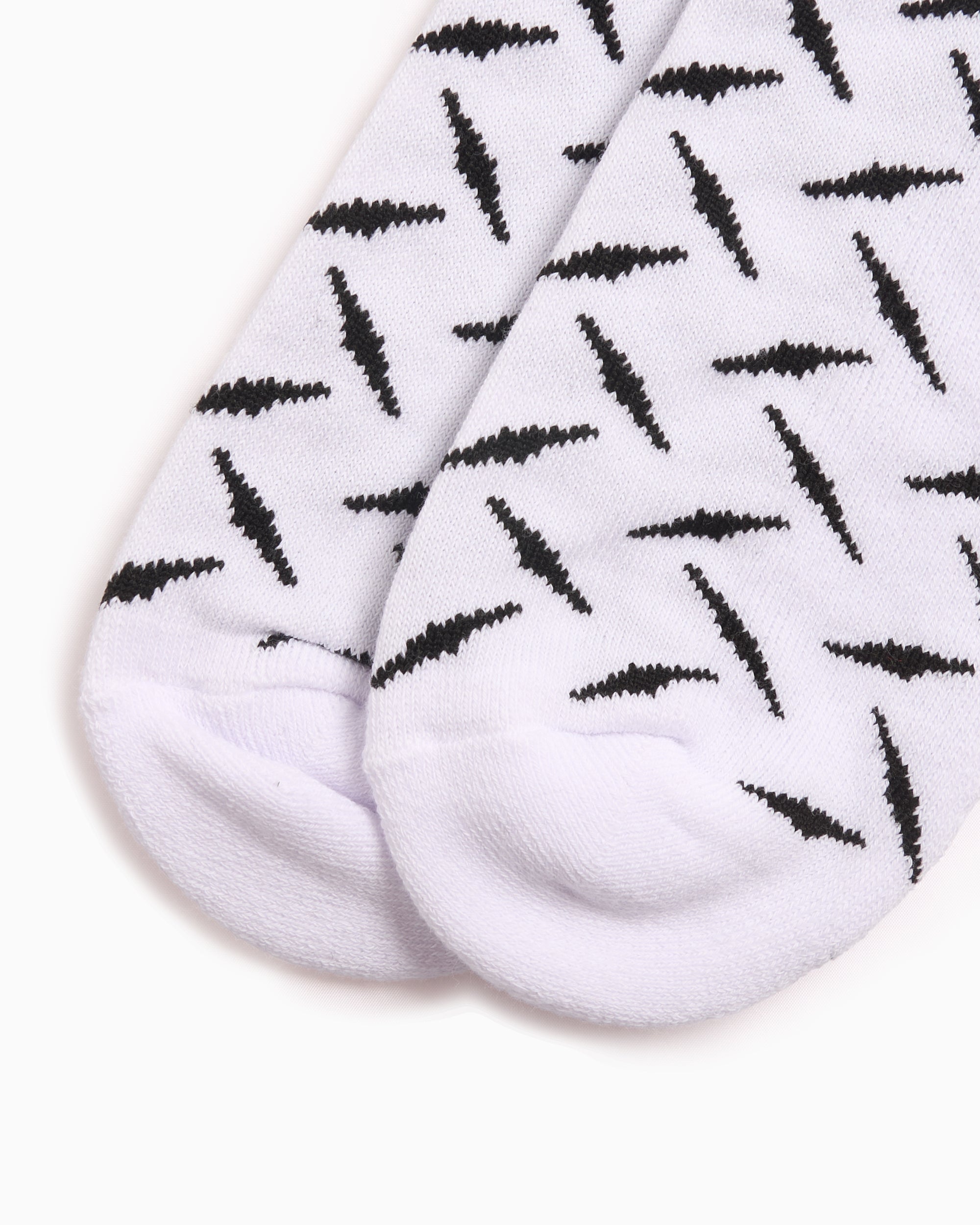Socks RAVE skateboards Dmnd Unisex Socks Unisex Socks - PN21748-Black/White