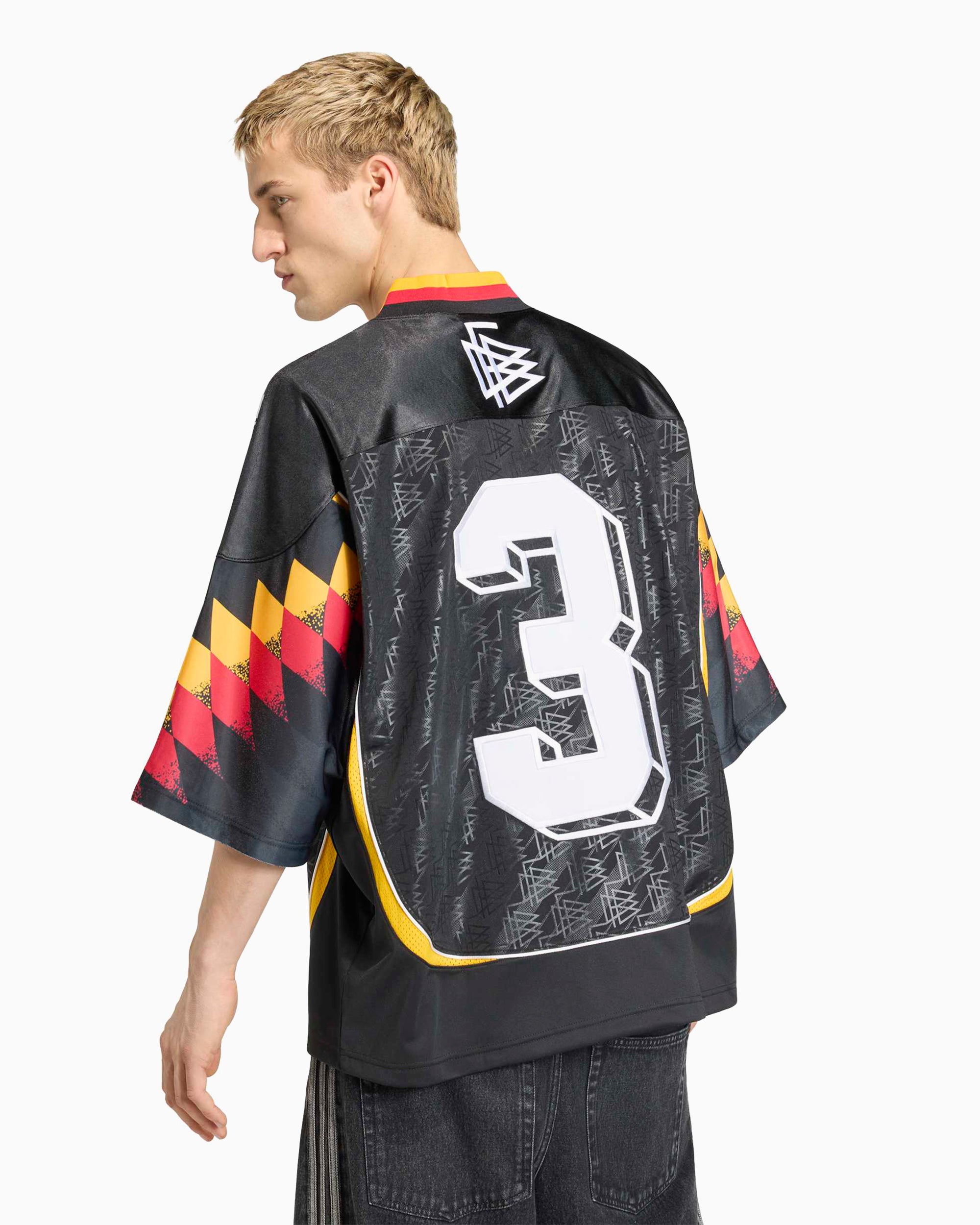 T-Shirts adidas Originals Bringback Remixed "Germany" Logo Half-Sleeved Oversize Men's Jersey T-Shirt - KD5980